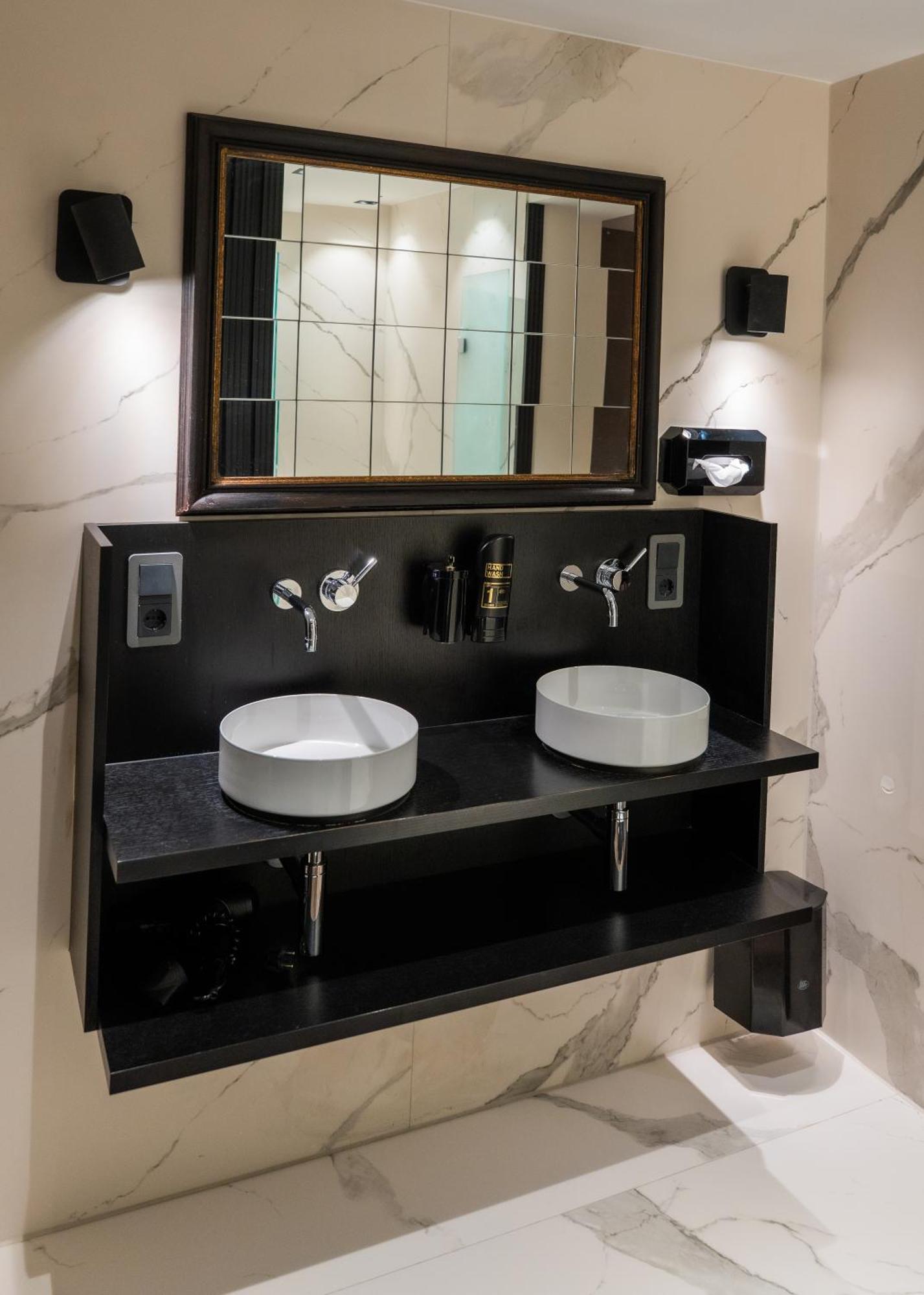 Superior Souterrain Double Room