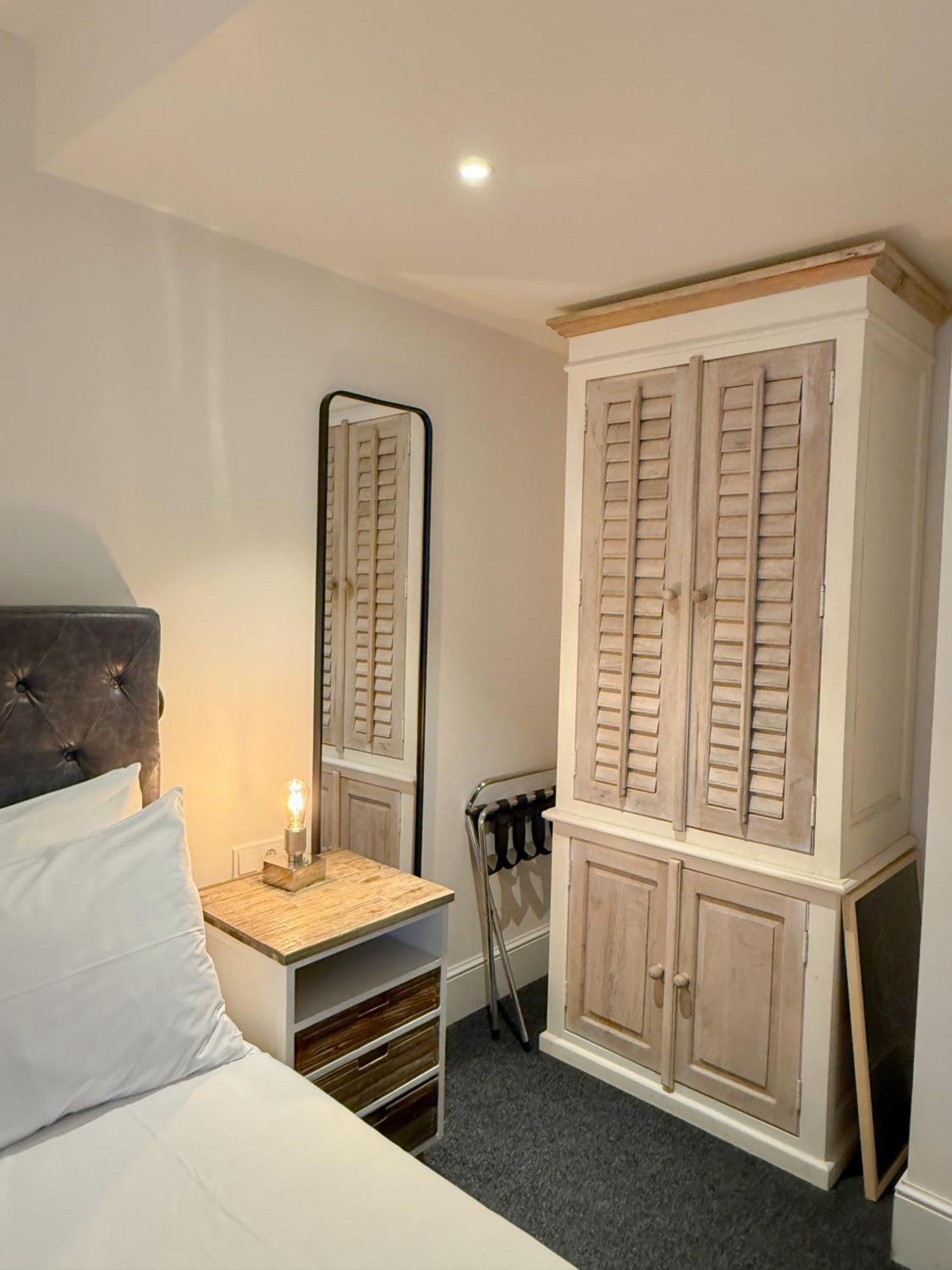 Comfort Quadruple Room