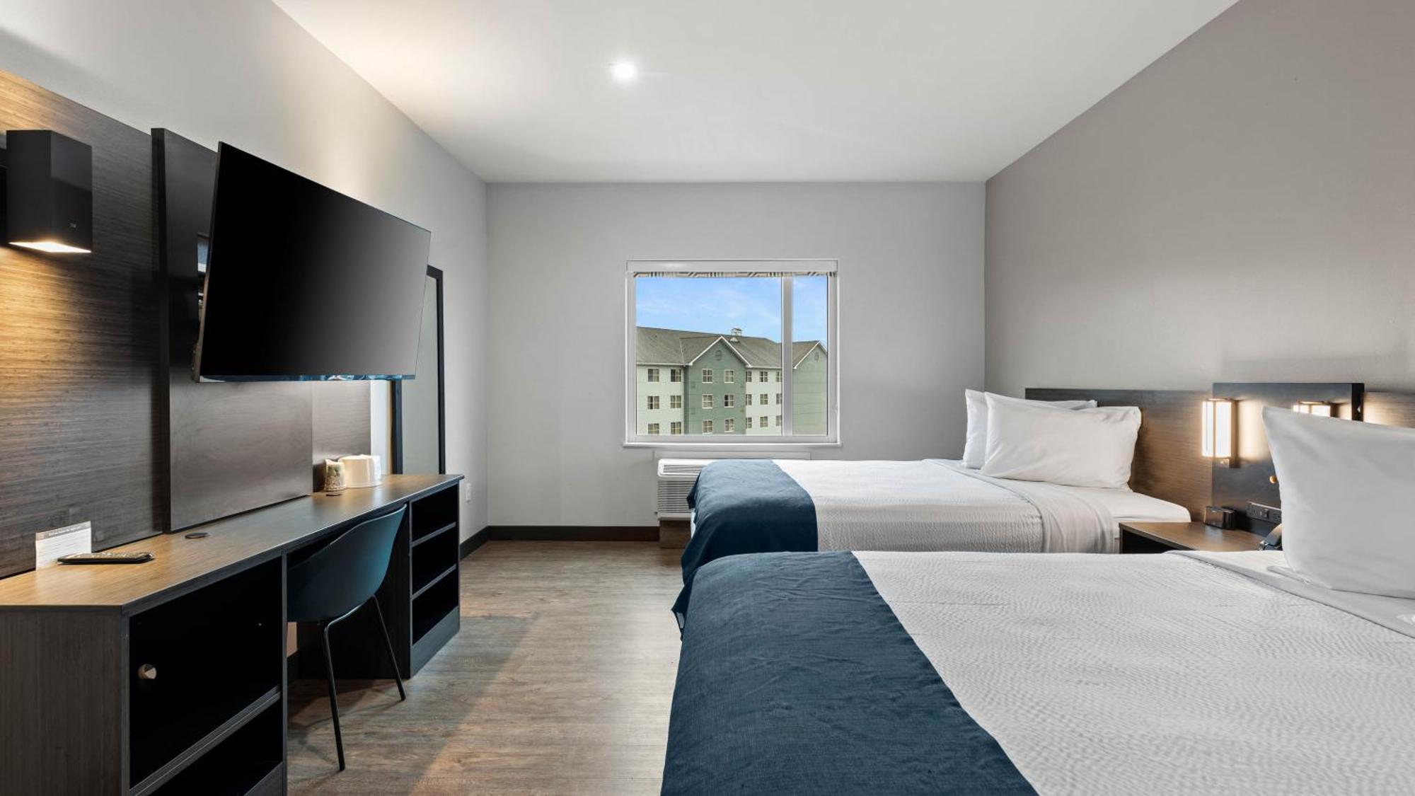Queen Room with Two Queen Beds - Disability Access - Non-Smoking