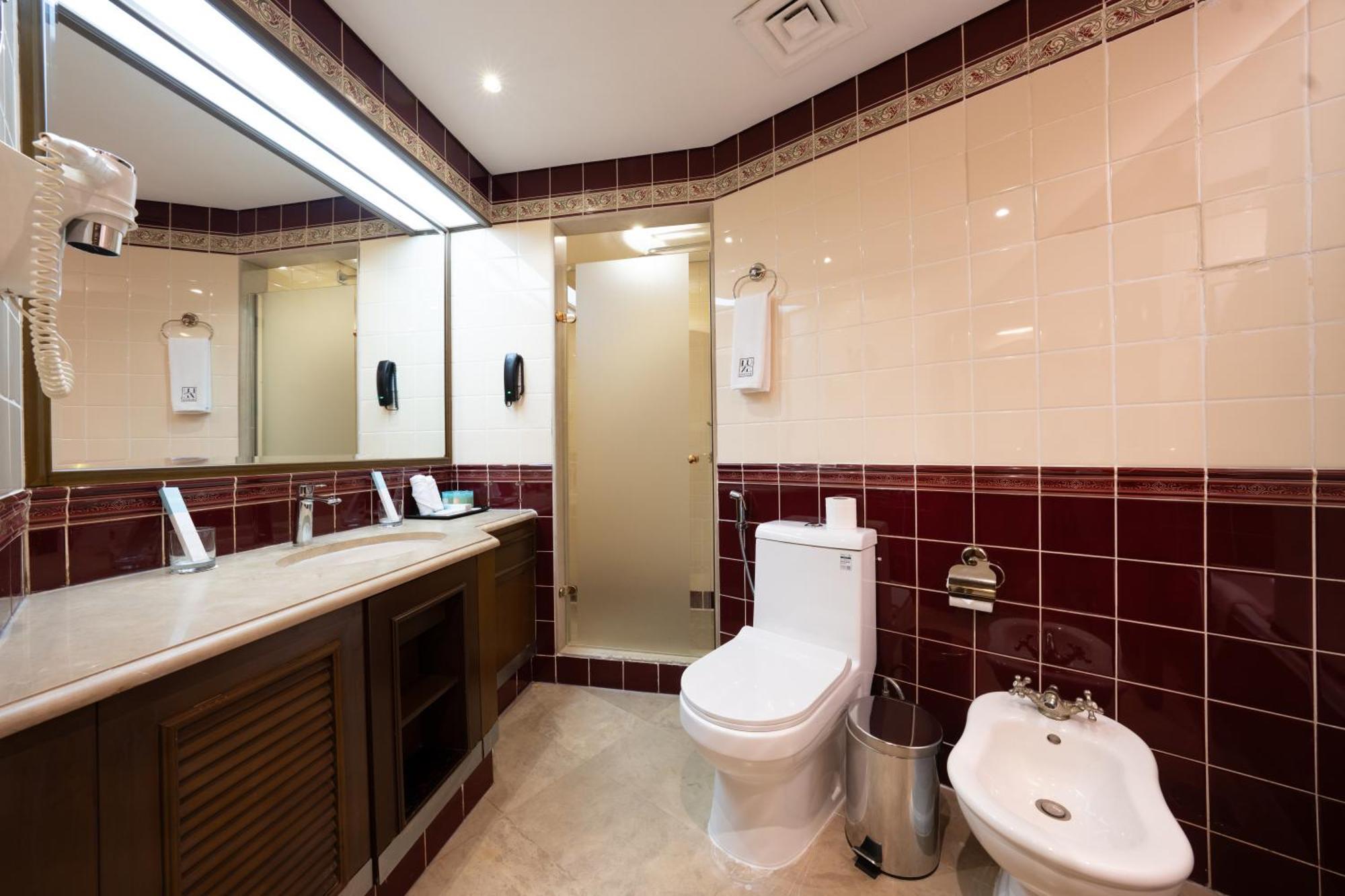 Deluxe King Room
