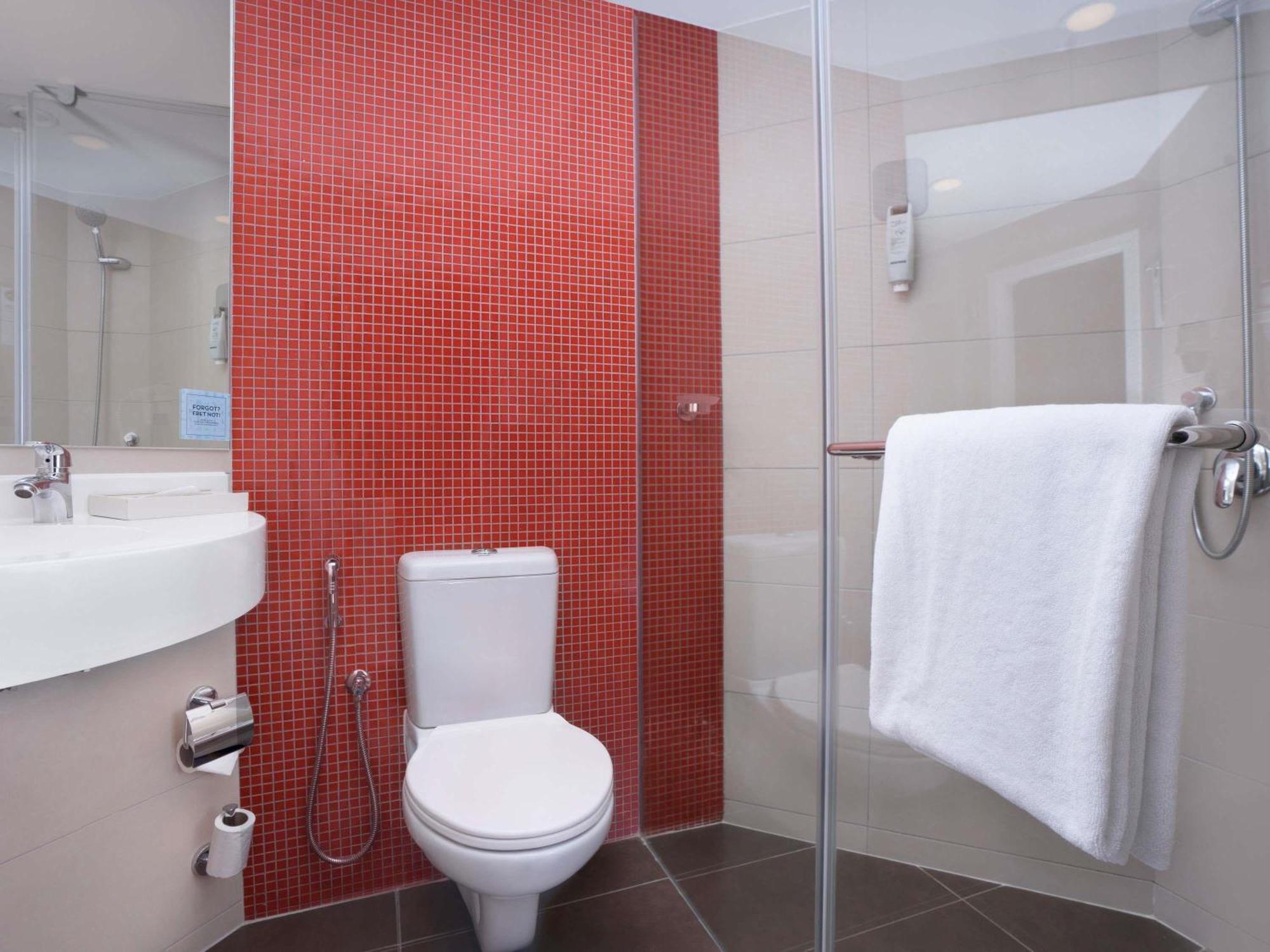 Superior Twin Room on F&B