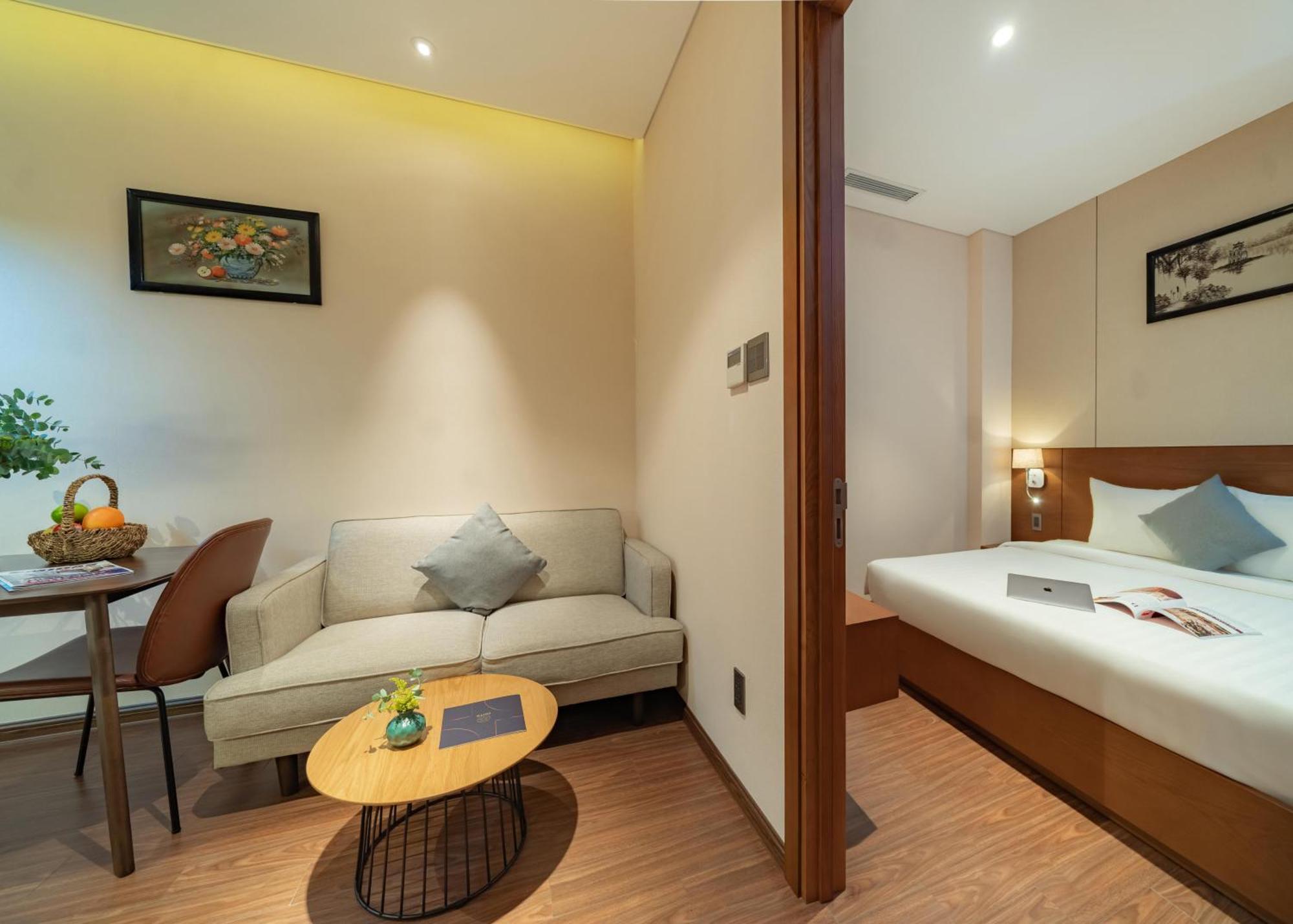 Deluxe Apartment