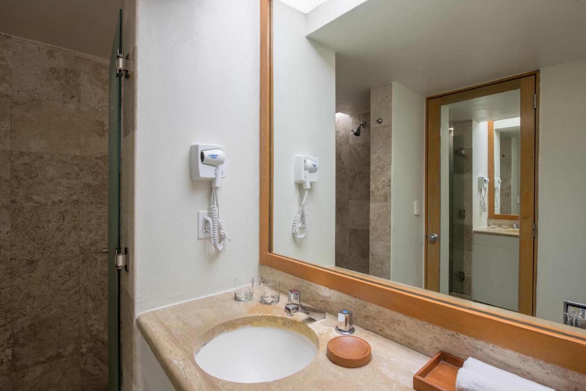 One-Bedroom King Suite Jacuzzi Balcony Lagoon View