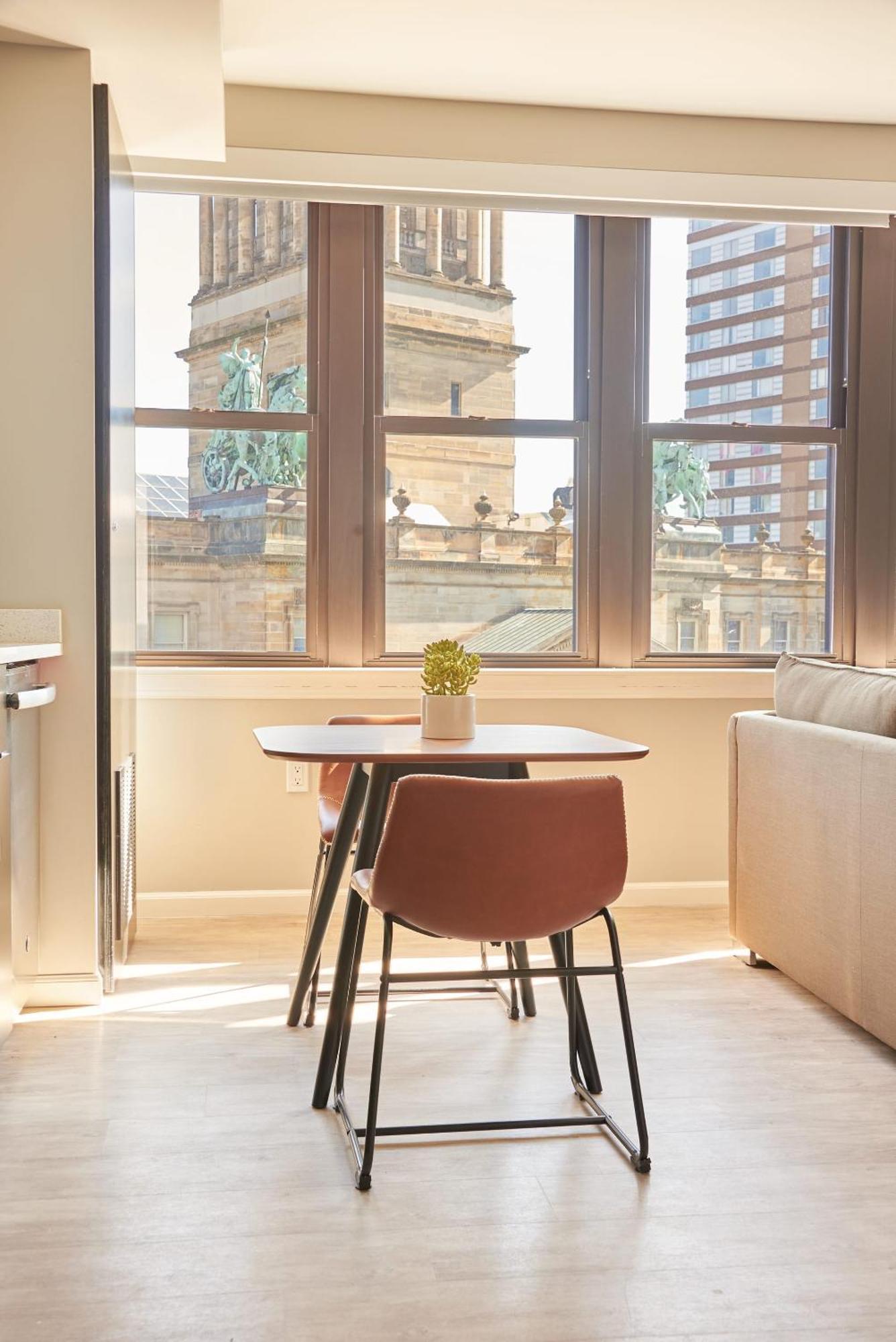 One-Bedroom Apartment City View Self Check Virtual Front Desk