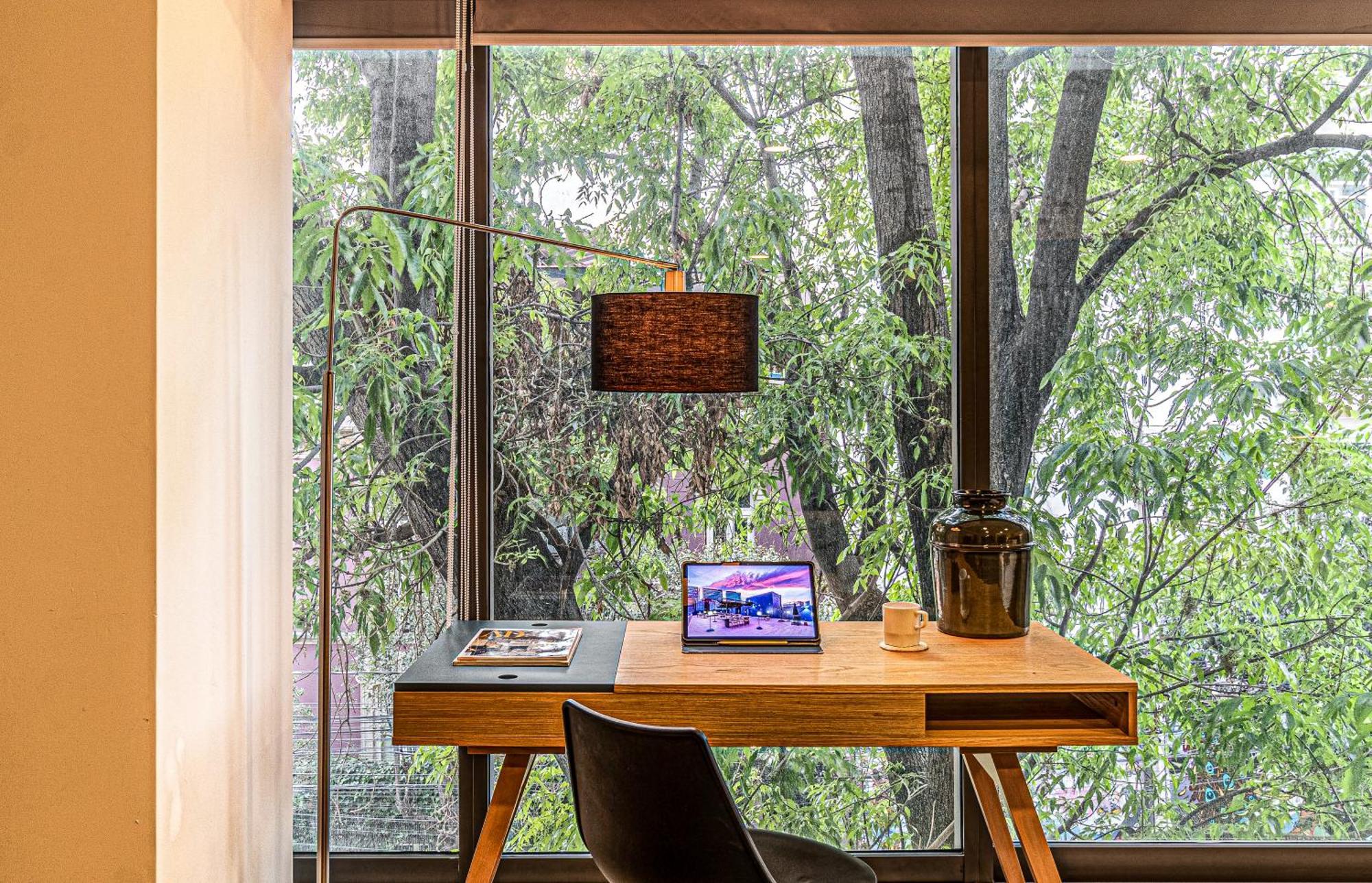 Studio Apartment city view
