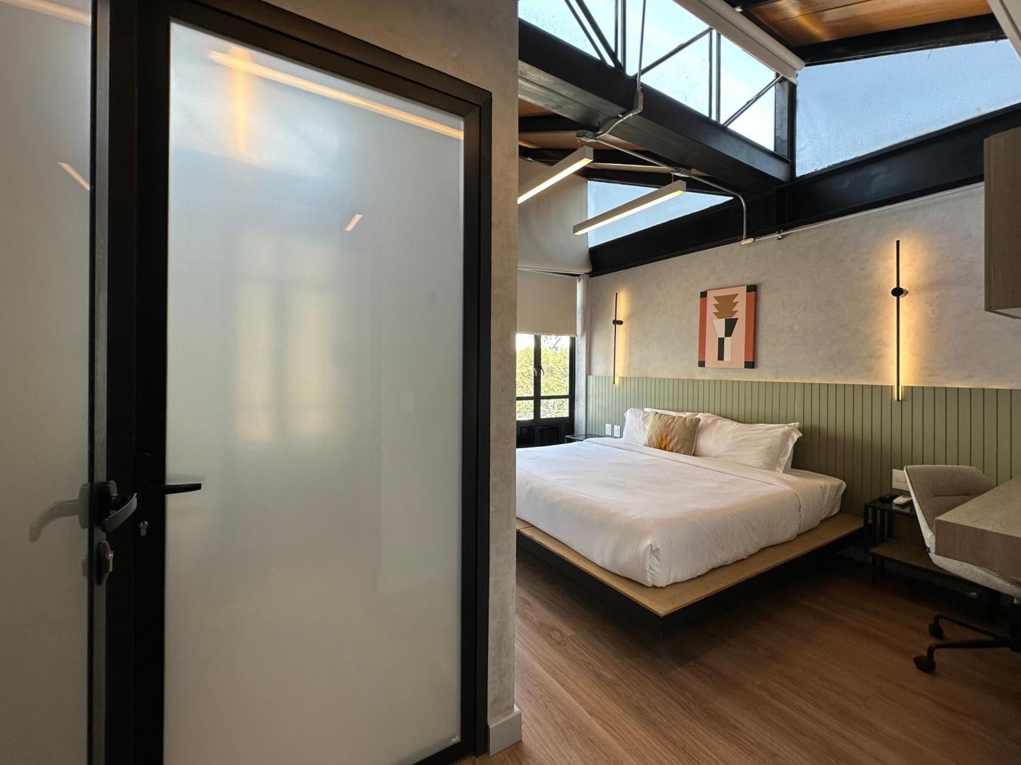 One-Bedroom Standard Apartment