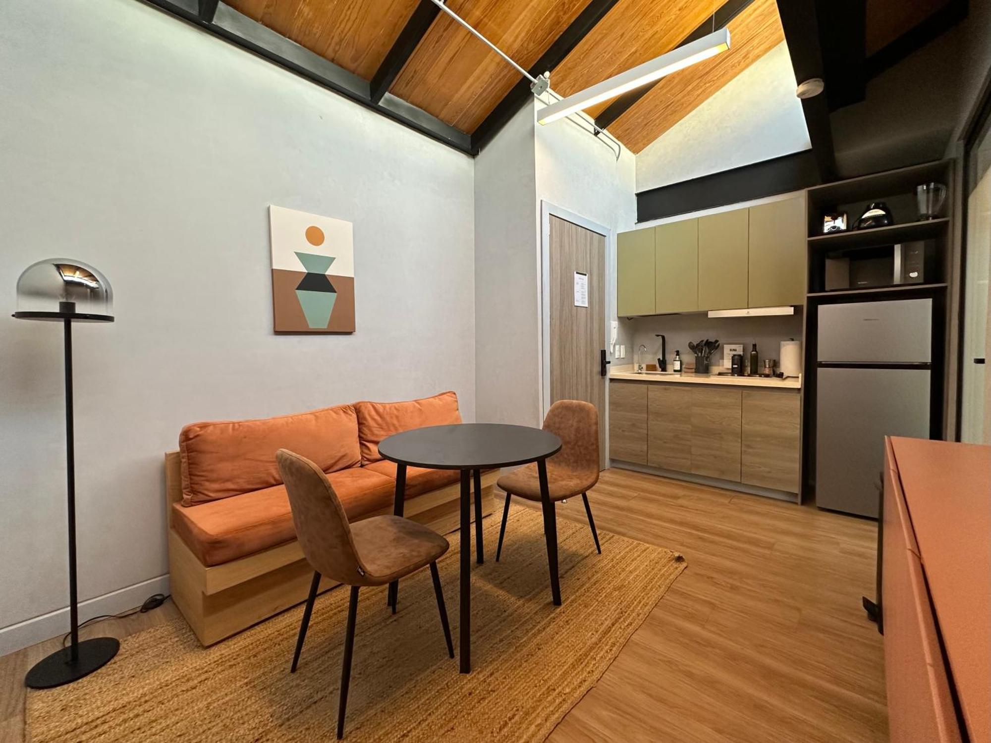 One-Bedroom Standard Apartment