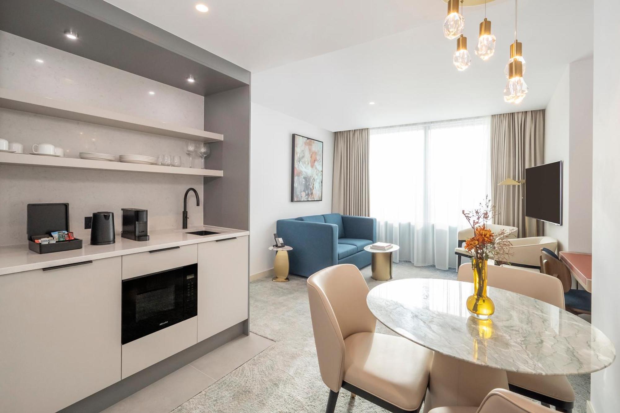 Dorsett Suite