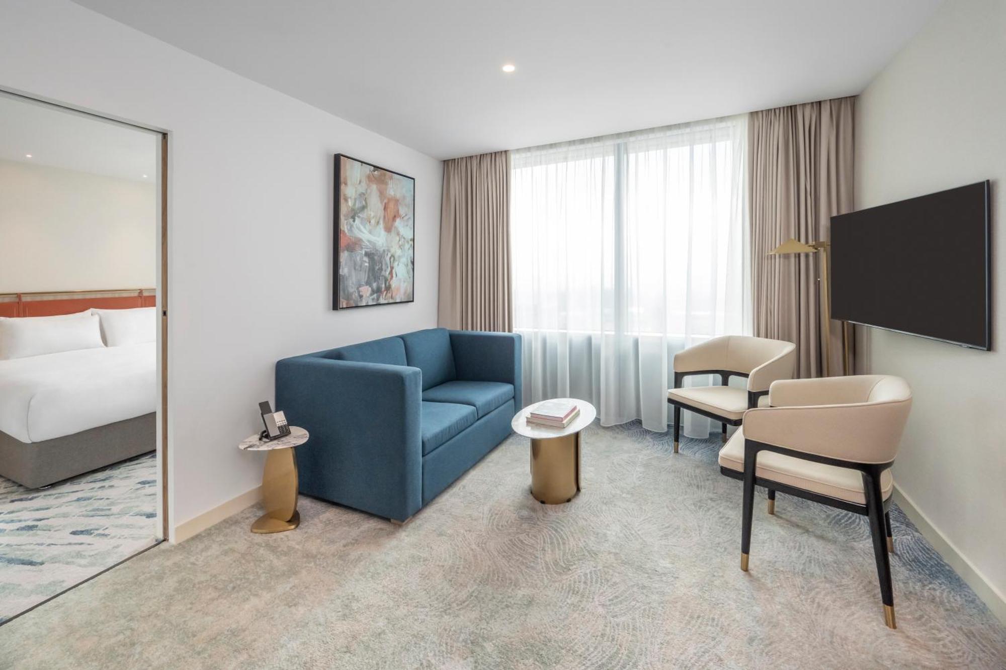 Dorsett Suite