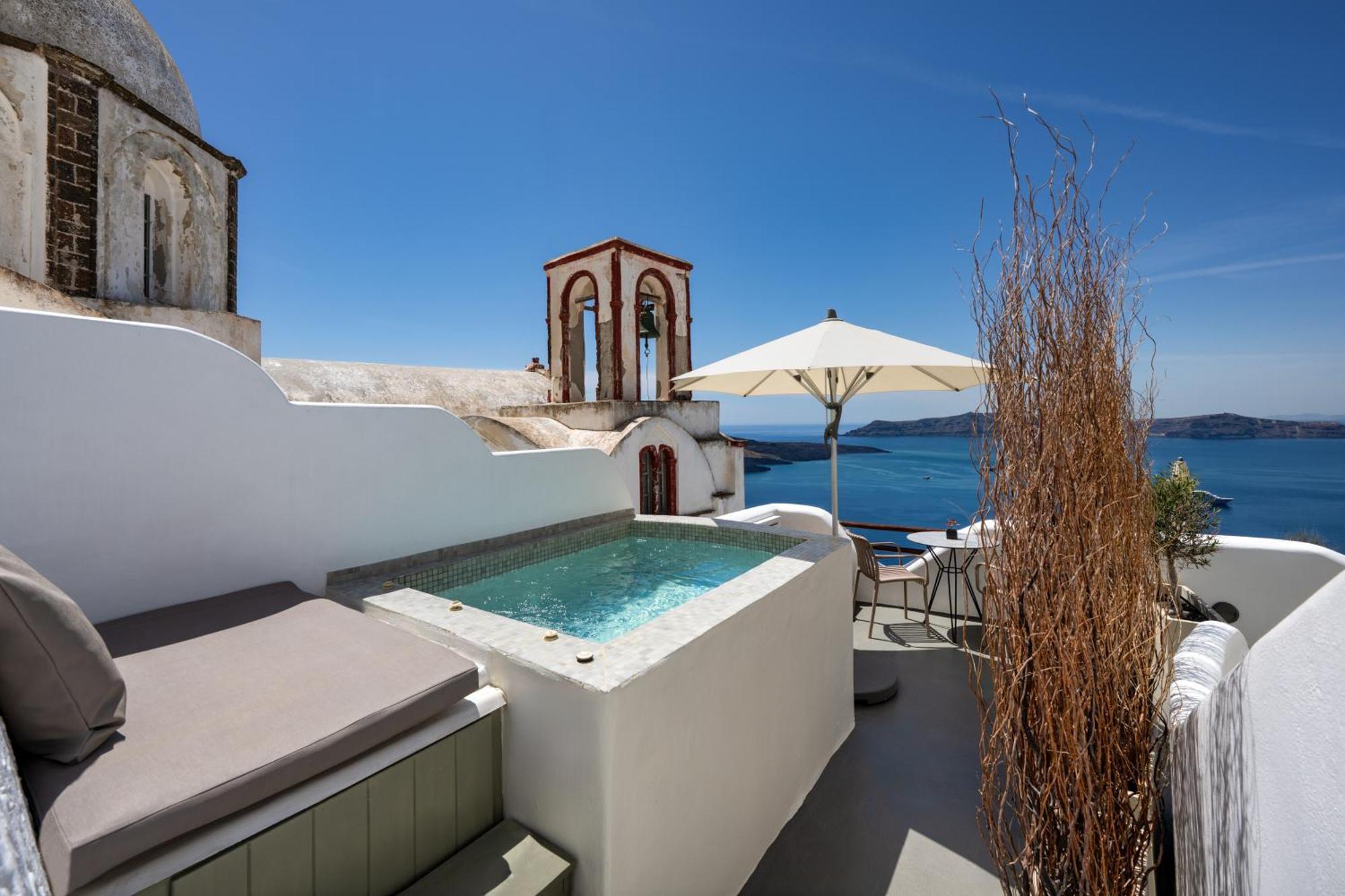 Cozy Suite Outdoor Jacuzzi