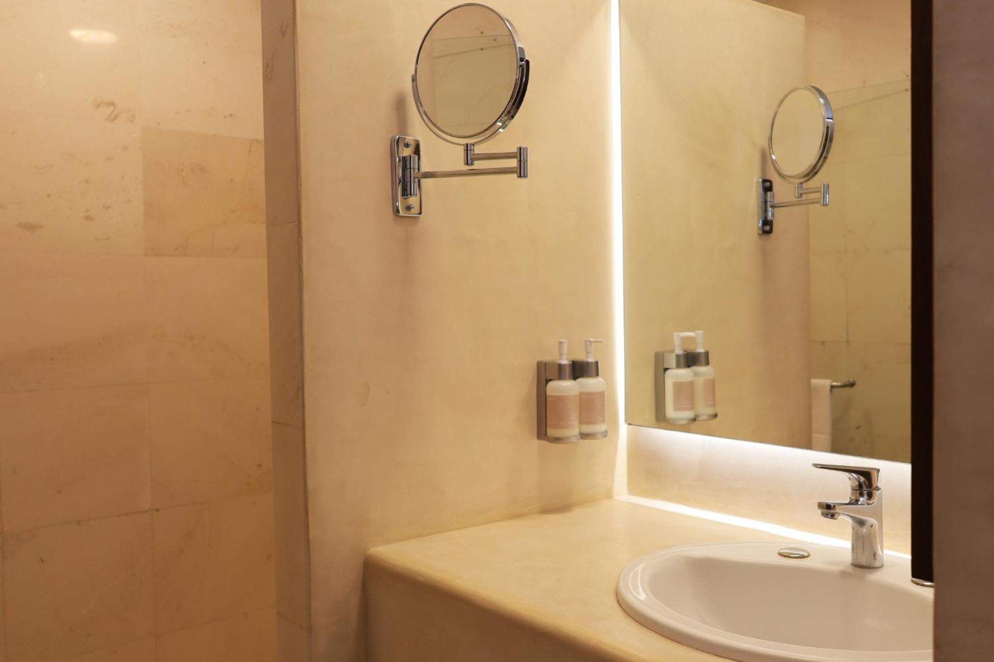 Executive Double Room with Two Double Beds
