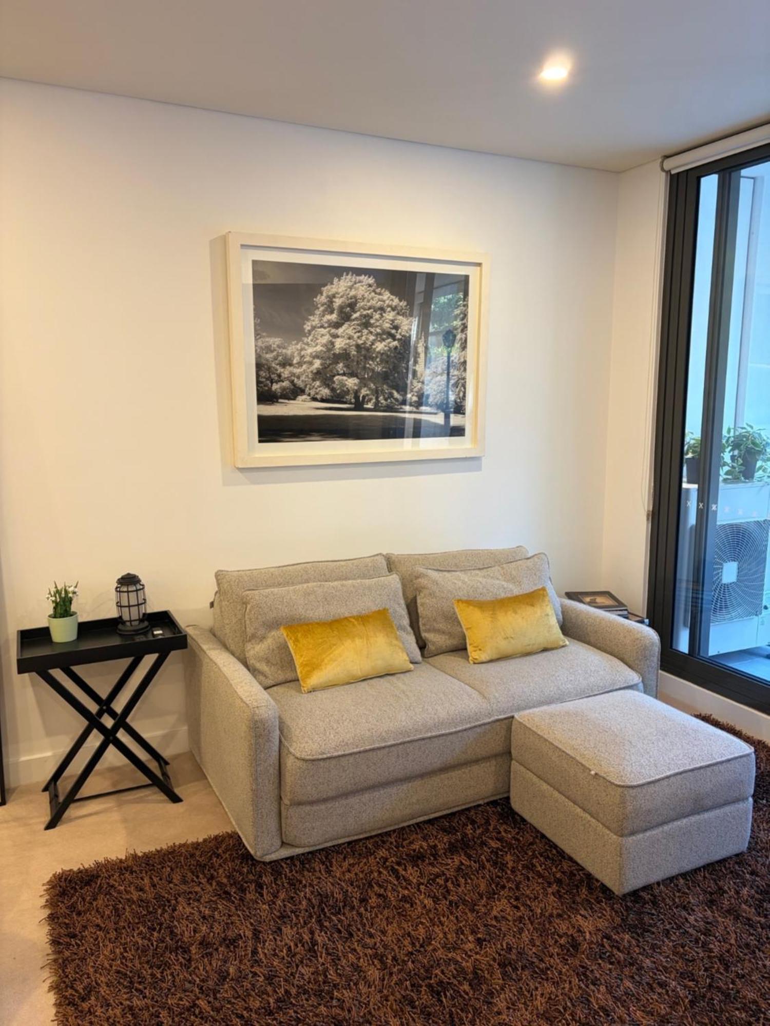 Superior One-Bedroom Apartment
