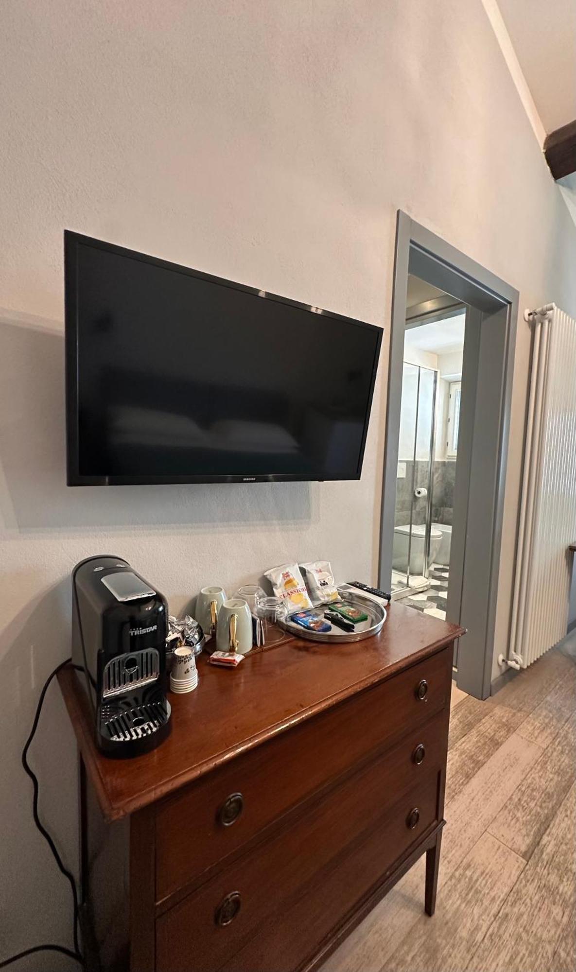 Large Double Room