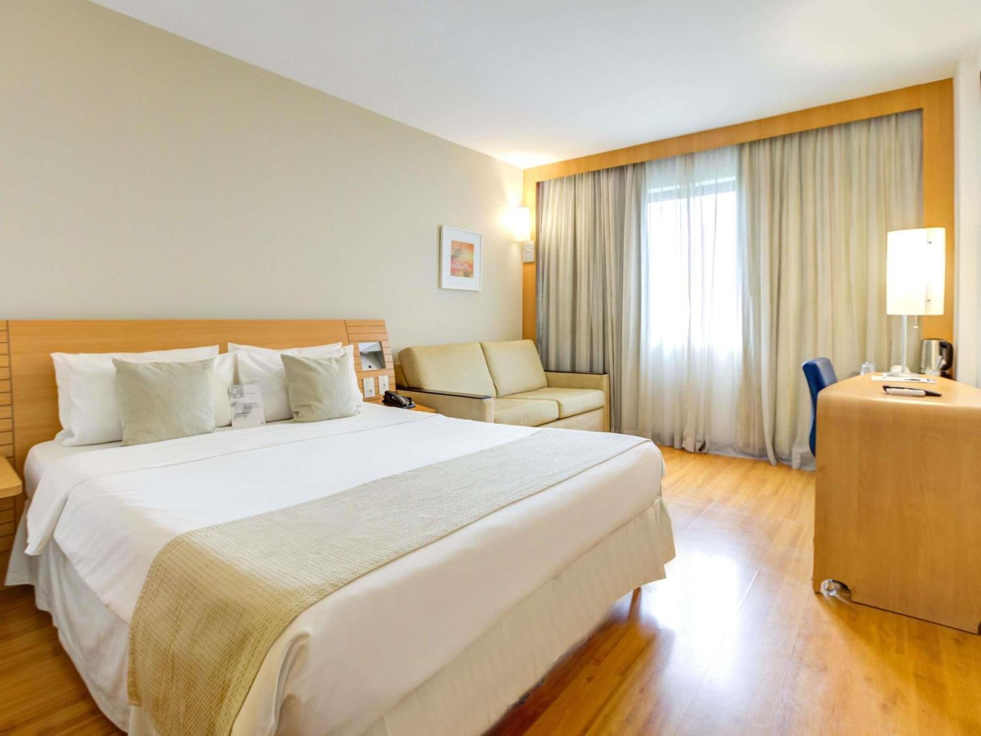 Executive Double Room One Sofa Bed
