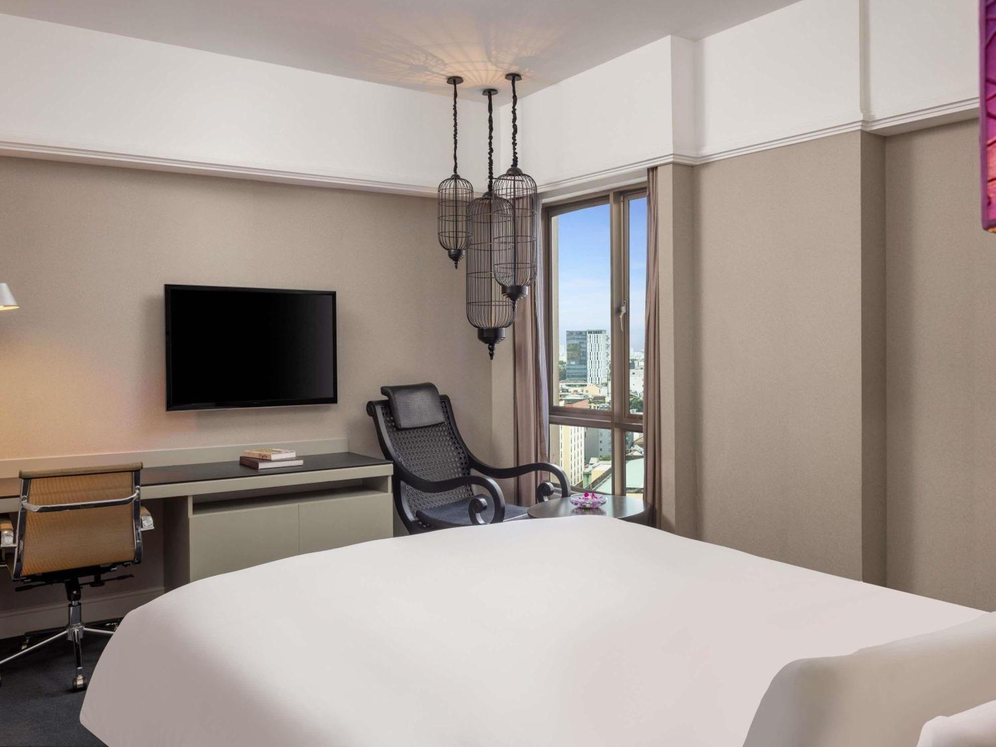 Classic King Room City View