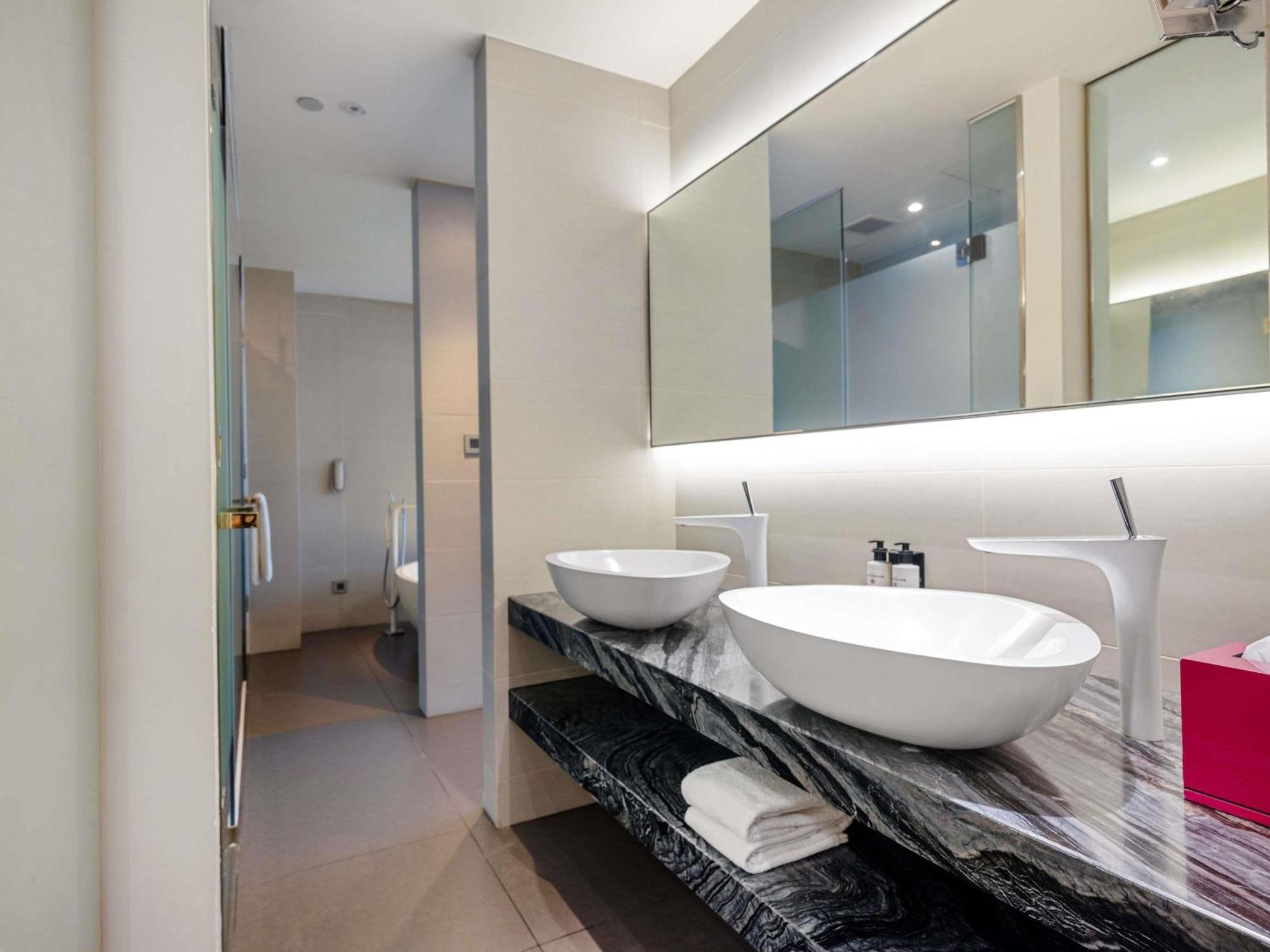 Executive King Suite