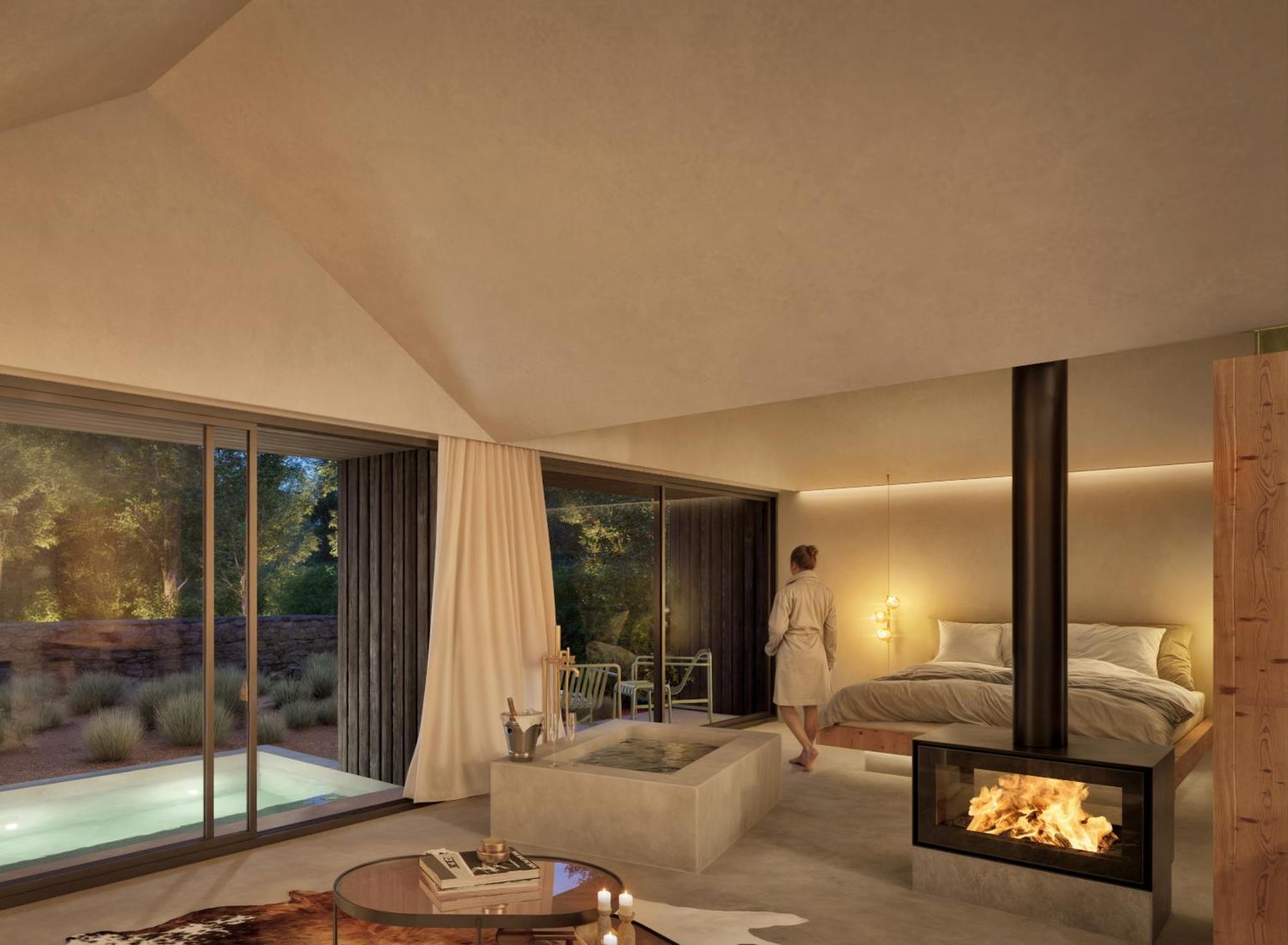 Deluxe Suite Private Heated Pool