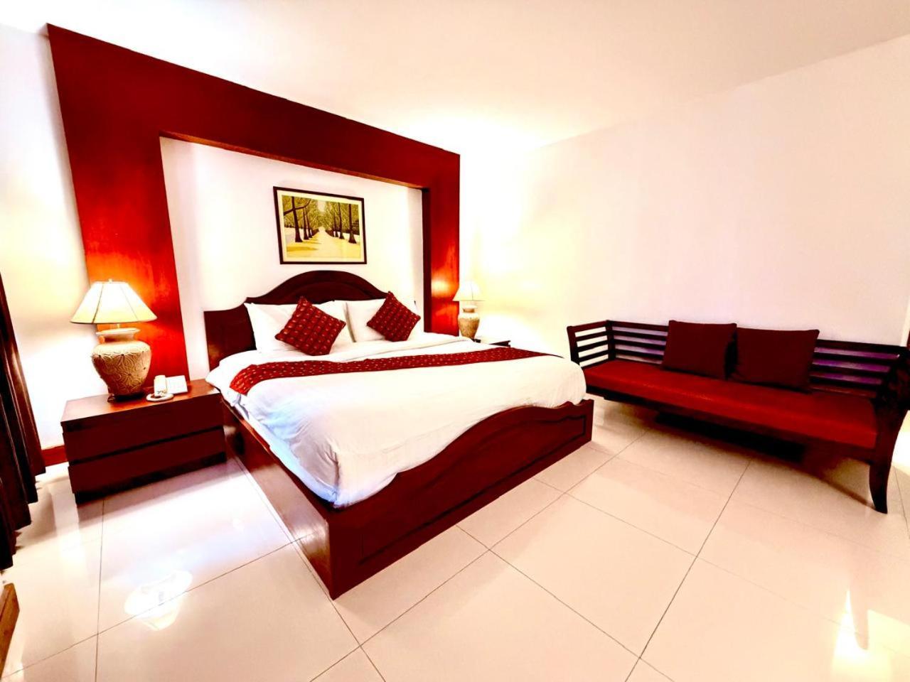 Classic Double Room