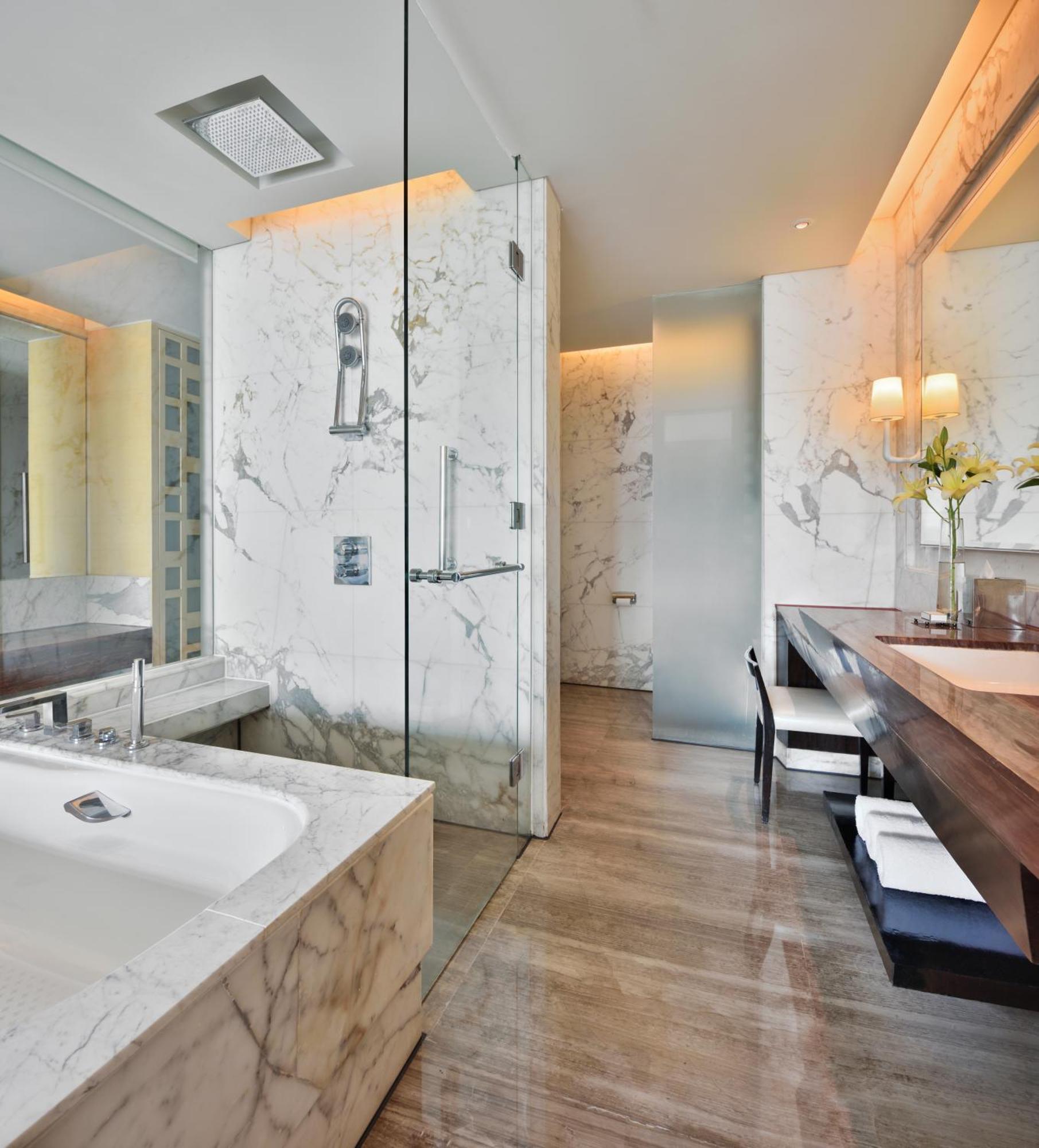 Executive Twin Room complimentary & Club access unlimited IMFL Beverages 5PM to 7PM F&B at JW Café Saffron XO