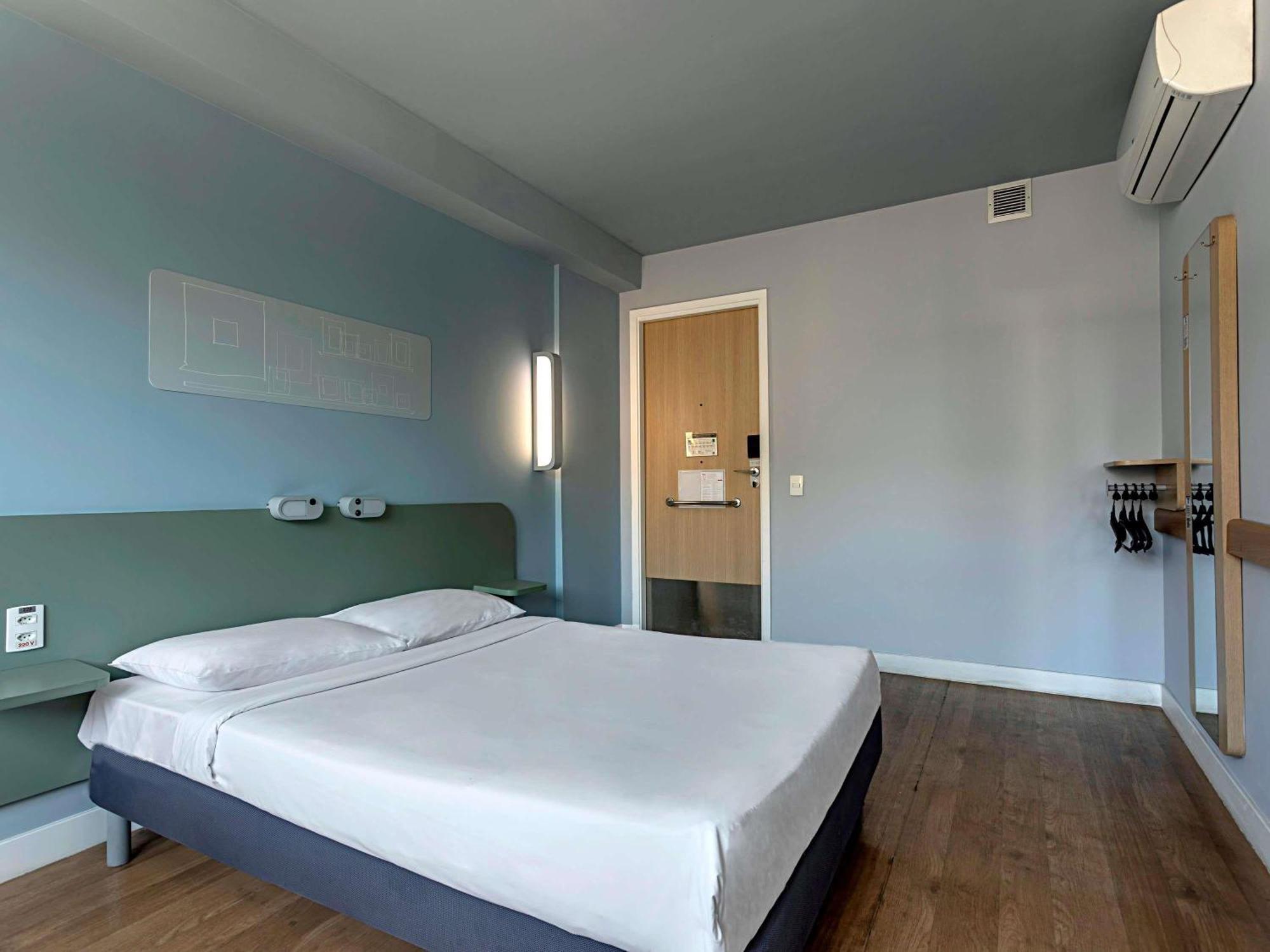 Standard Double Room Disability Access