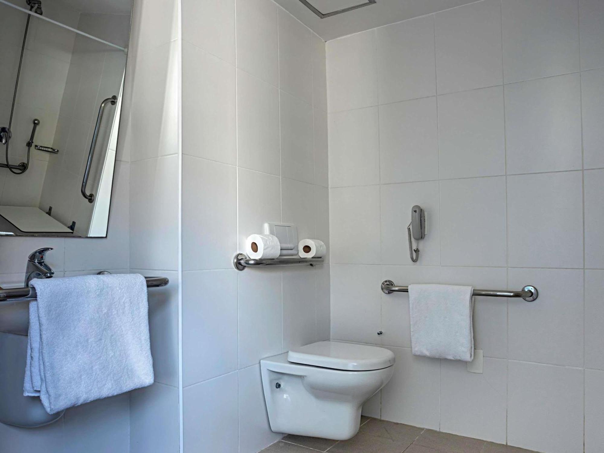 Standard Double Room Disability Access