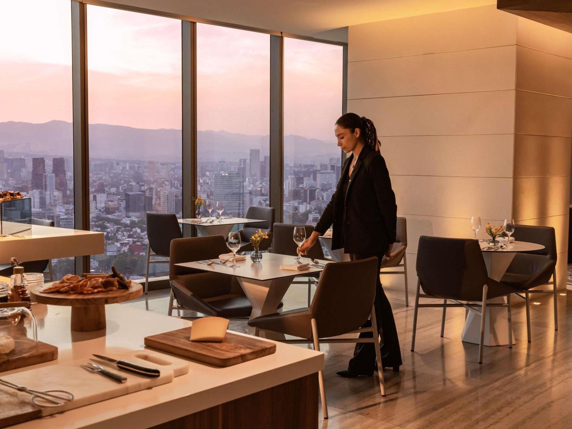 Junior Suite Two Double Beds Skyline View
