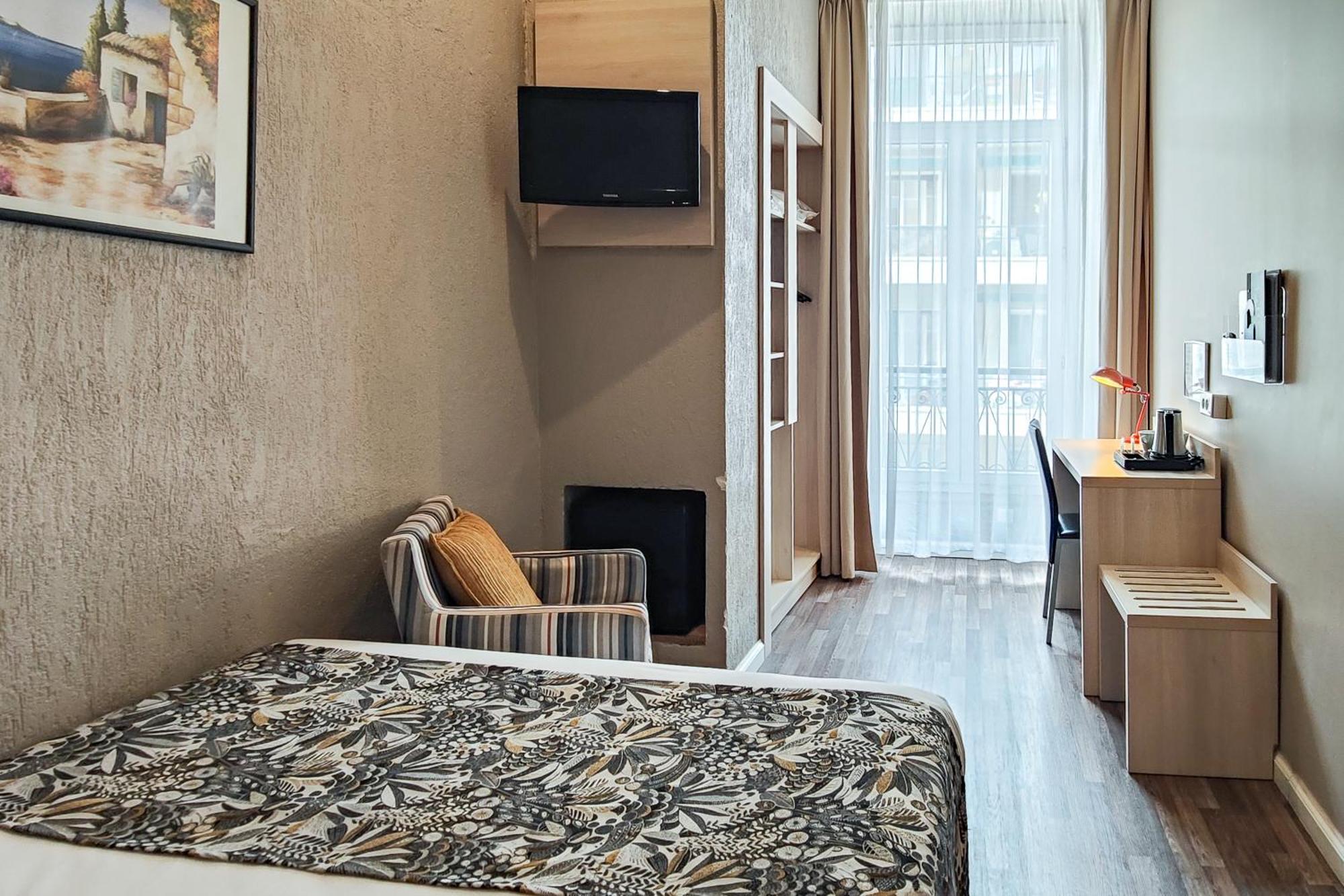 Superior Single Room