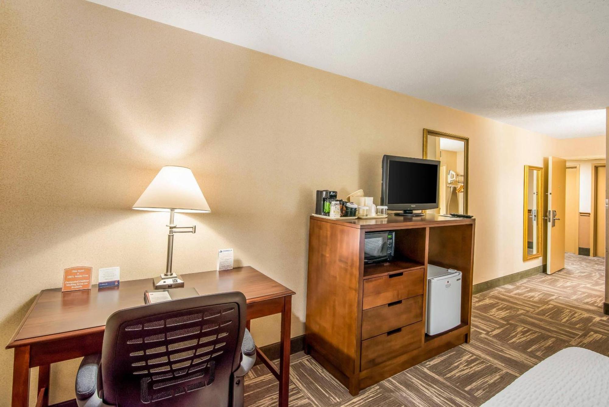 Double Room Two Double Beds Non-Smoking