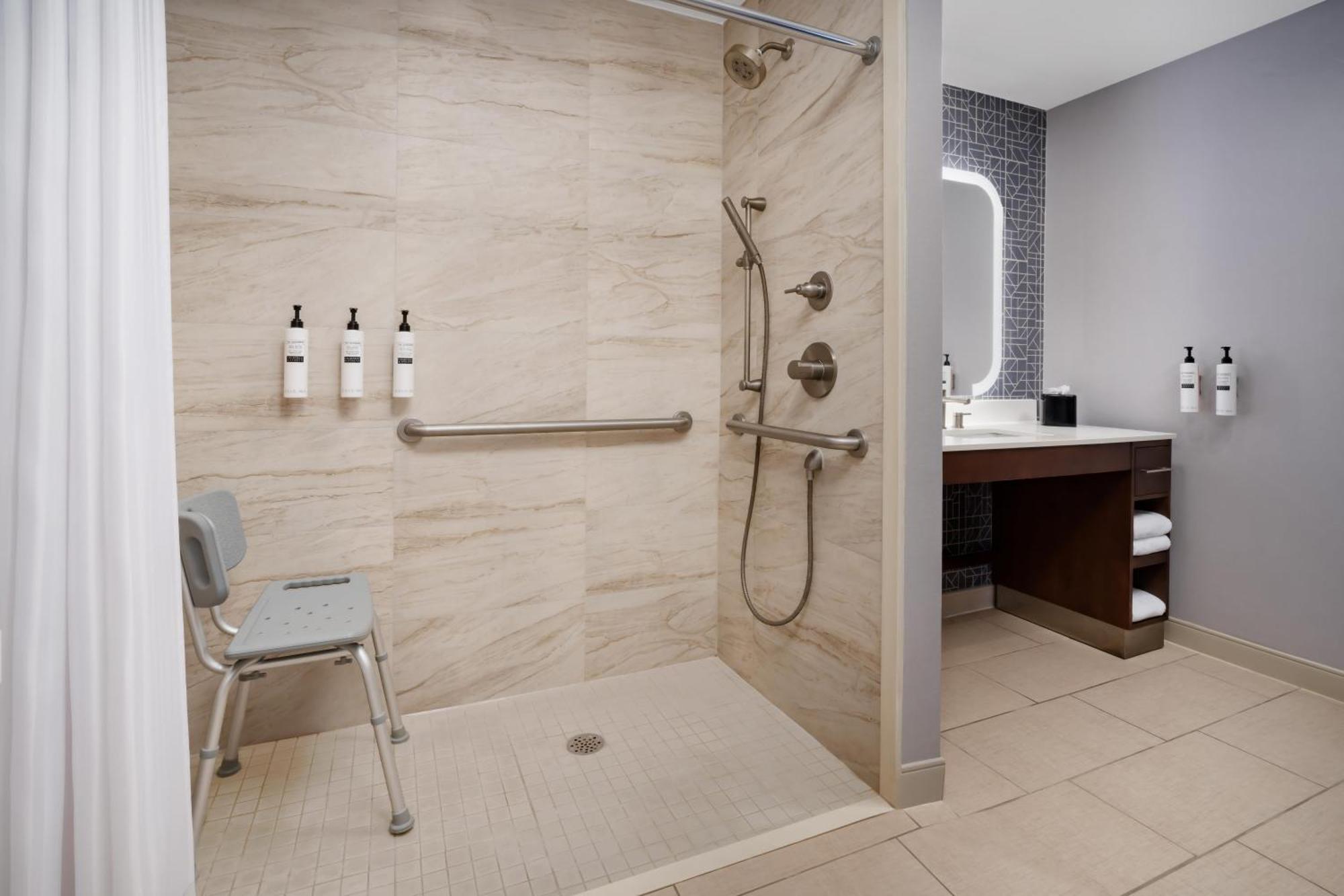 King Studio Roll Shower Mobility Hearing Access or Non-Smoking