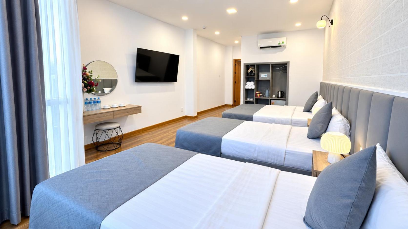 Deluxe Quadruple Room
