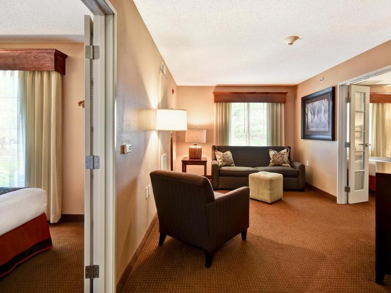 Two-Bedroom Suite