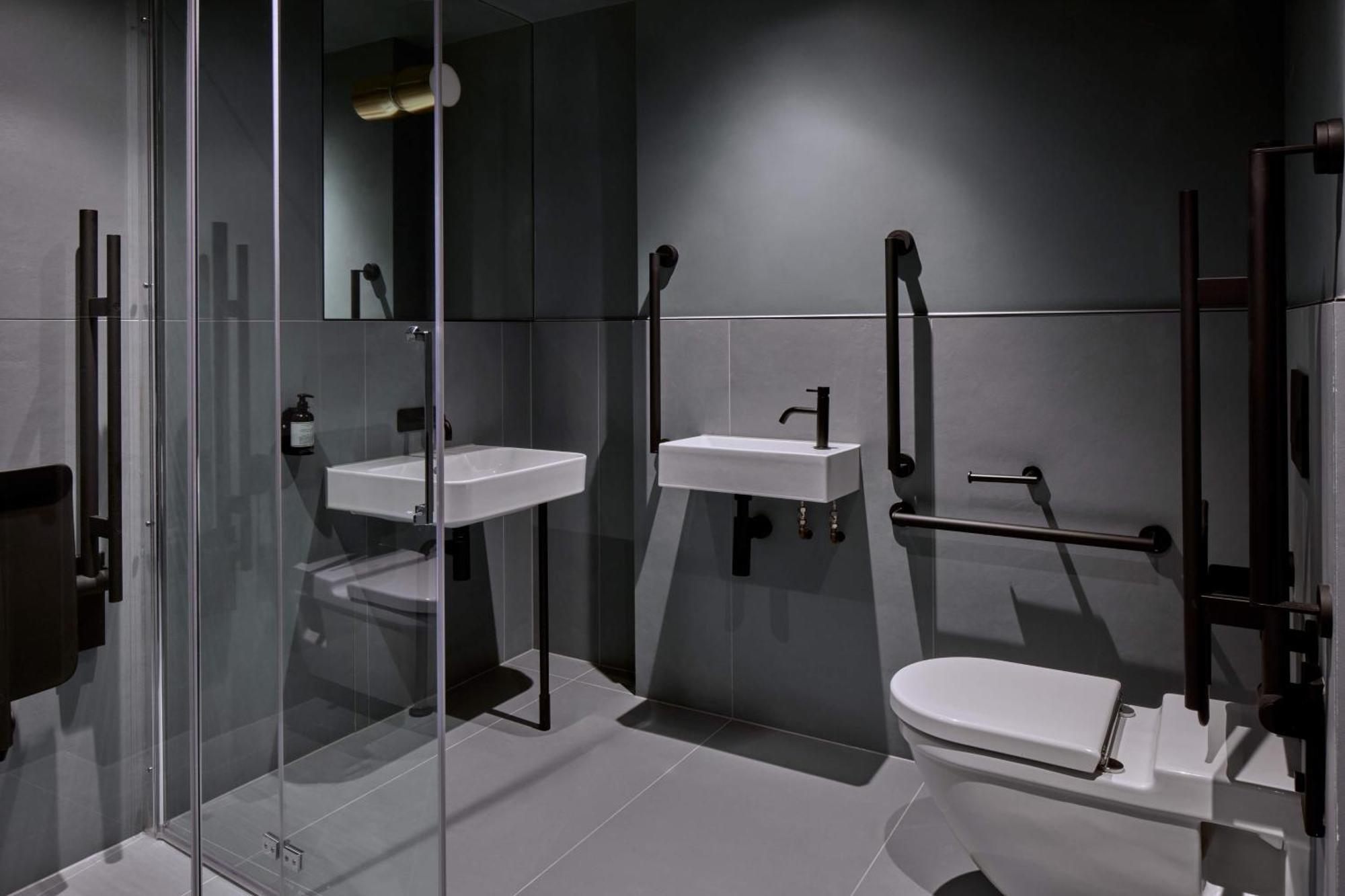 Locke Studio Adaptable