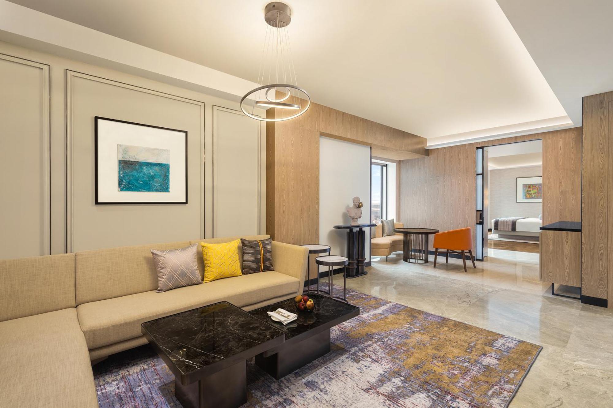 Presidential King Suite Sofa Bed Courtyard View