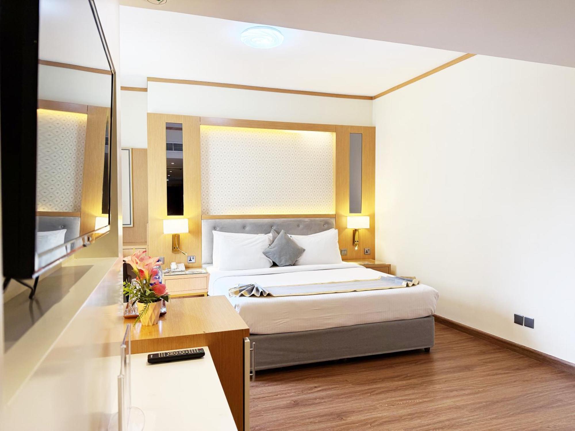 Executive Suite