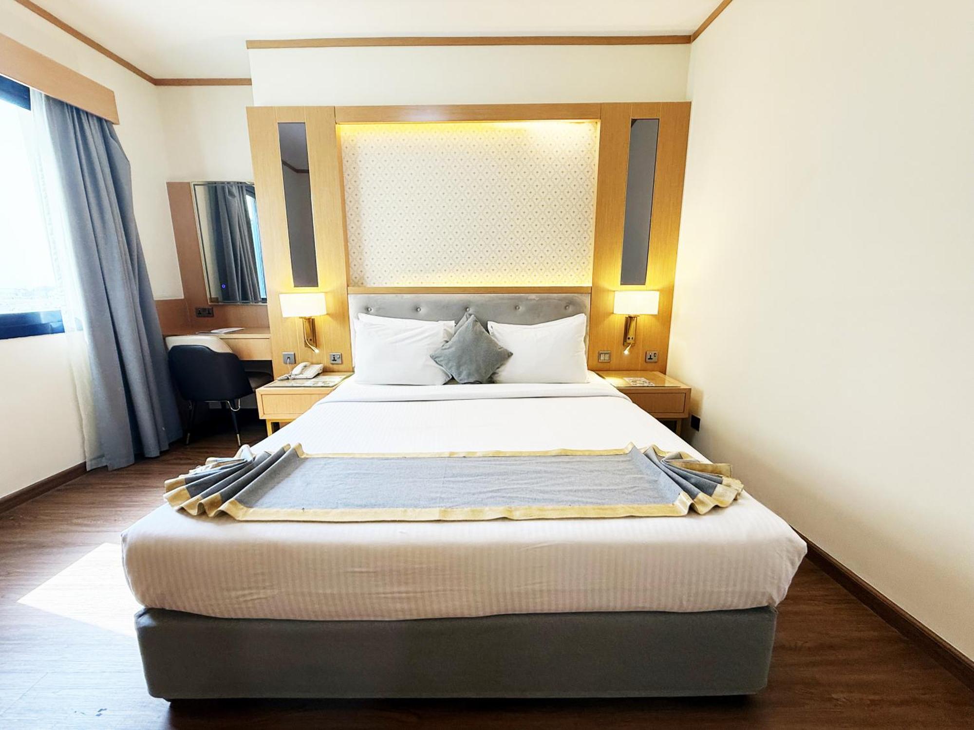 Executive Suite