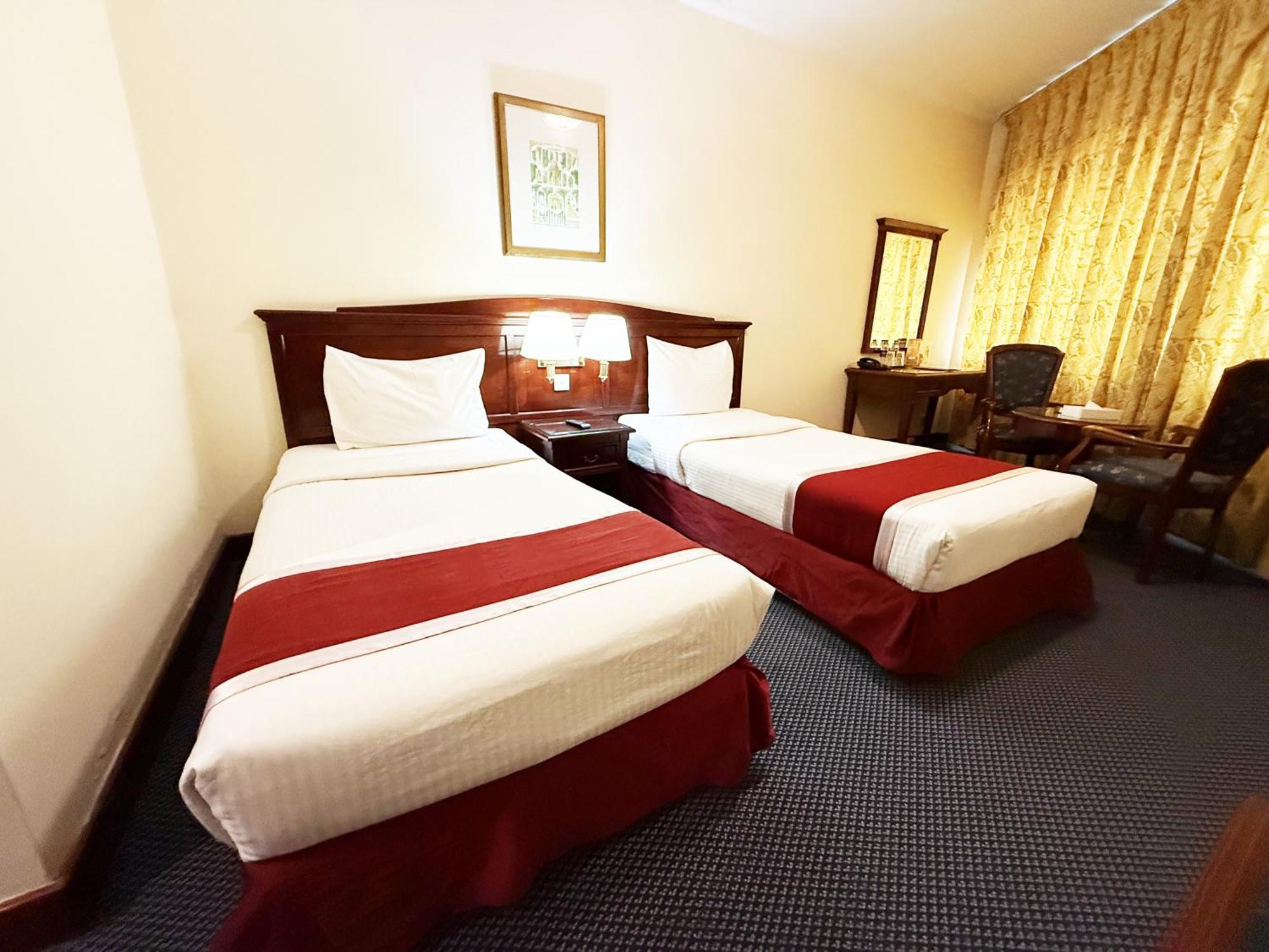 Standard Twin Room