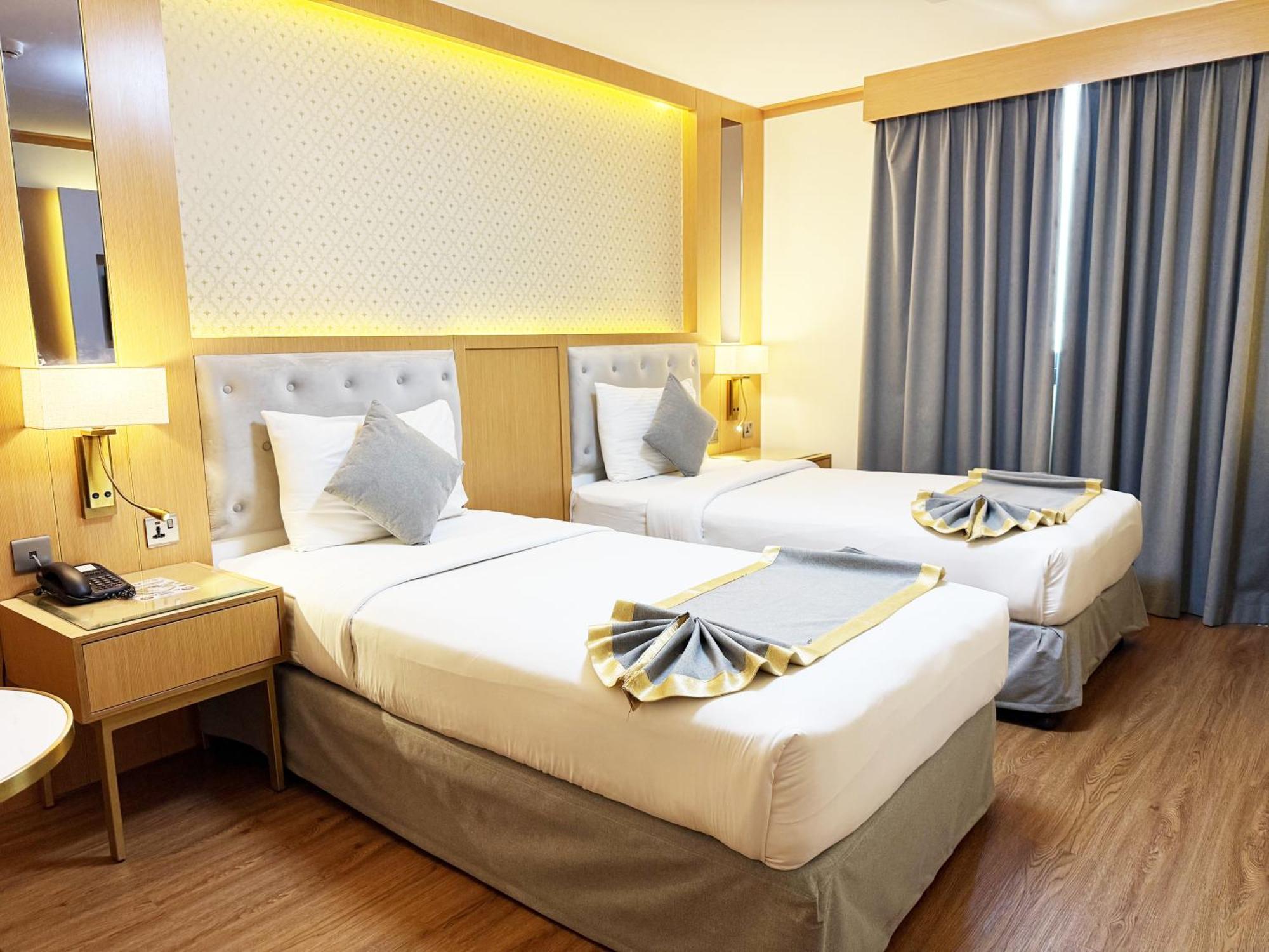 Standard Twin Room
