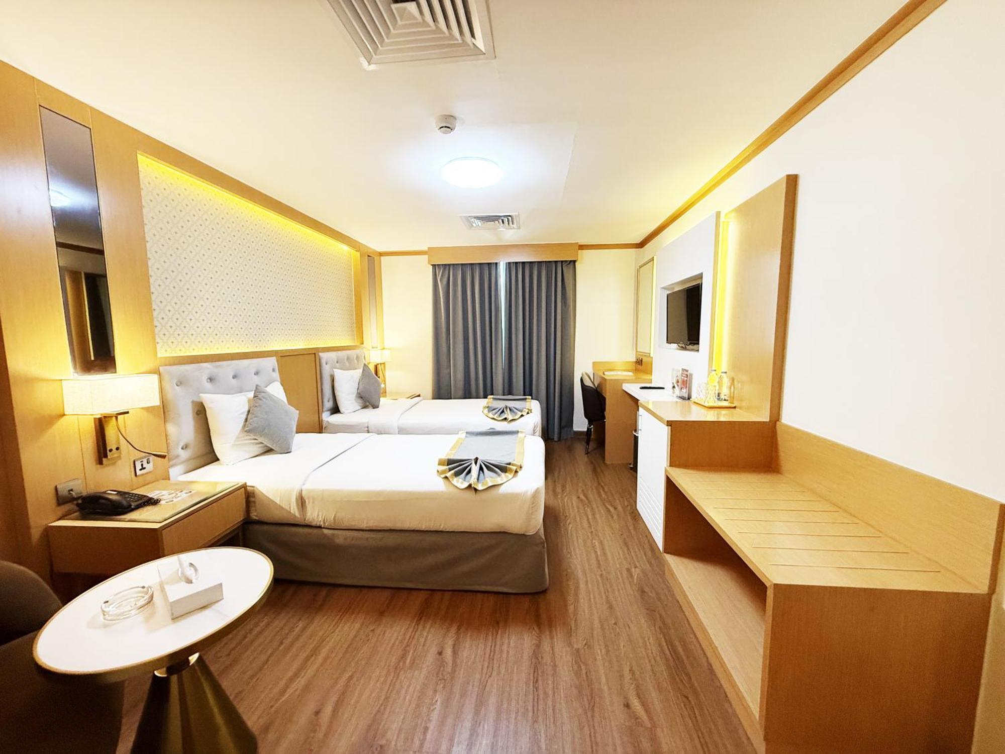Standard Twin Room