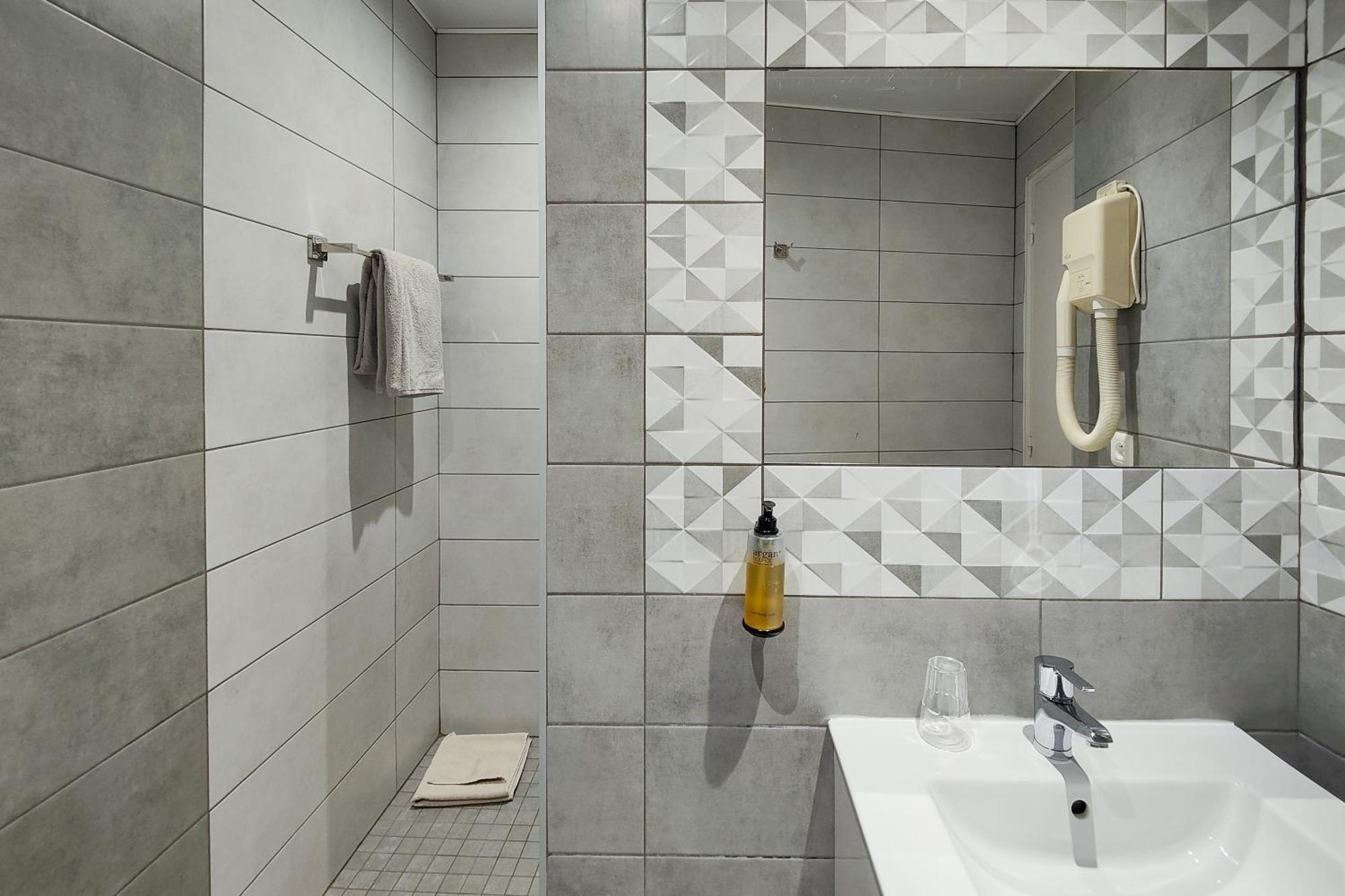 Superior Single Room