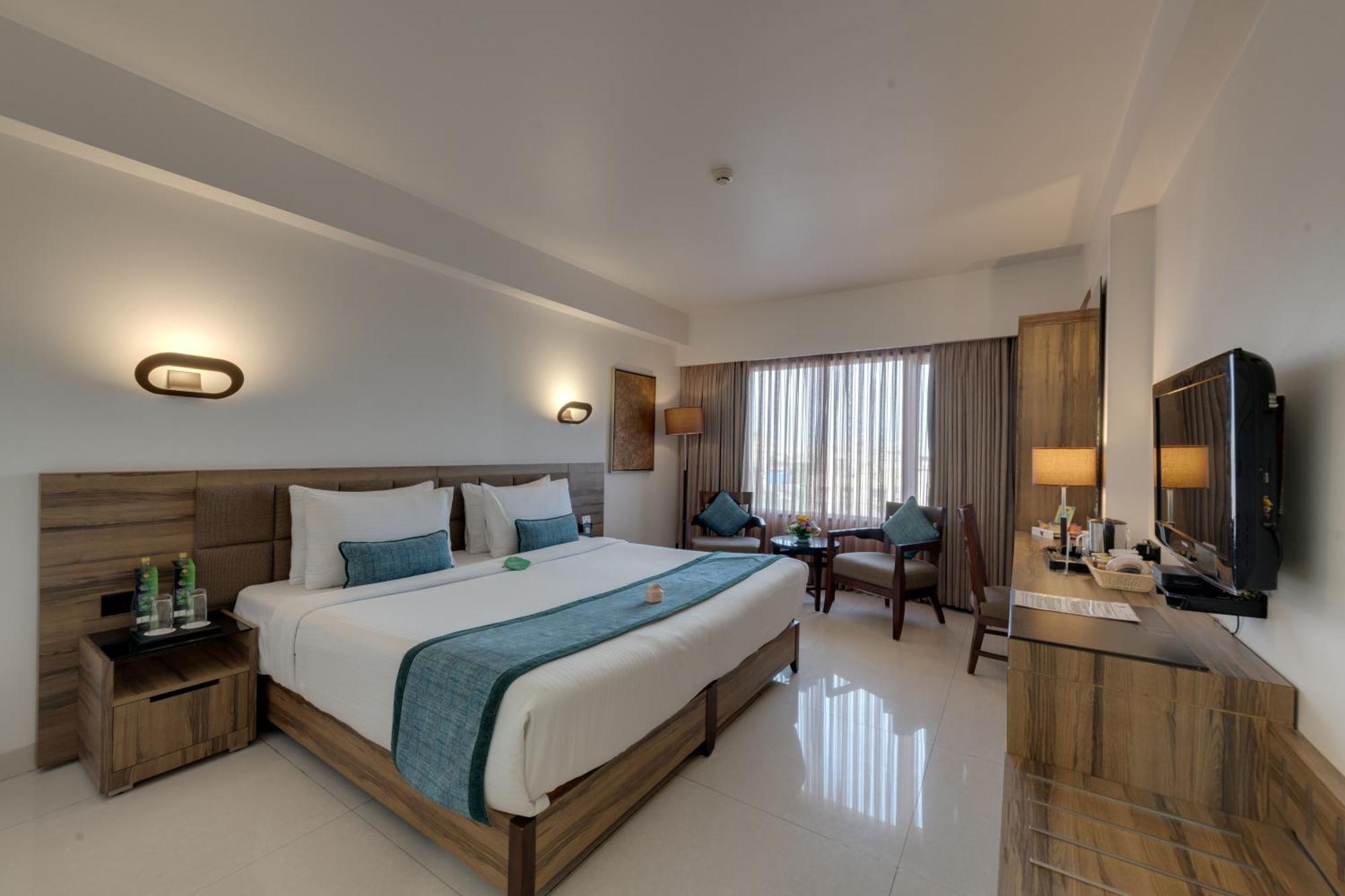 Deluxe Room on Laundry