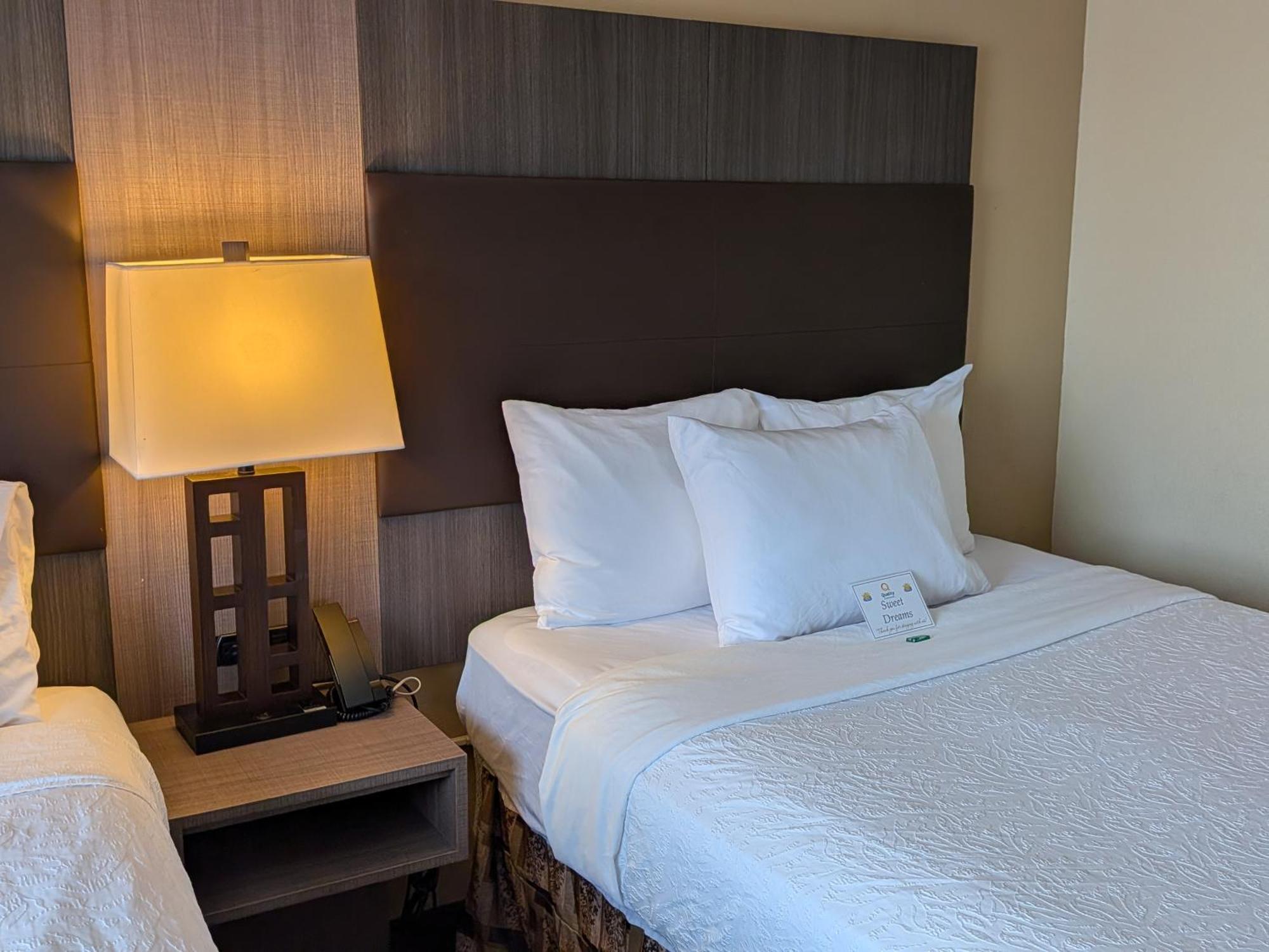 Suite with Two Double Beds - Non-Smoking