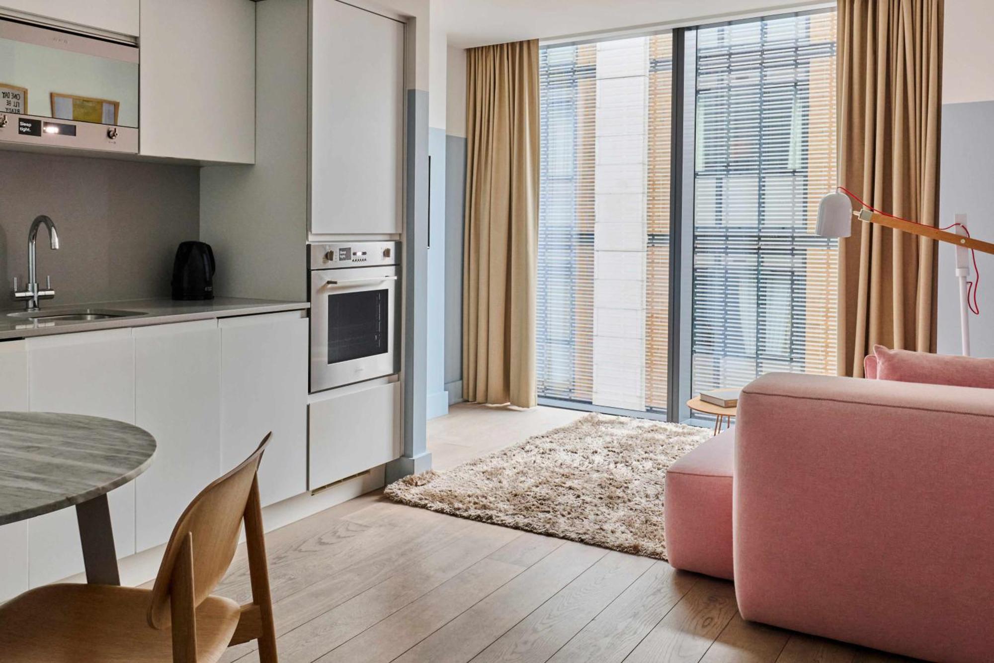 One Bedroom Suite Twin