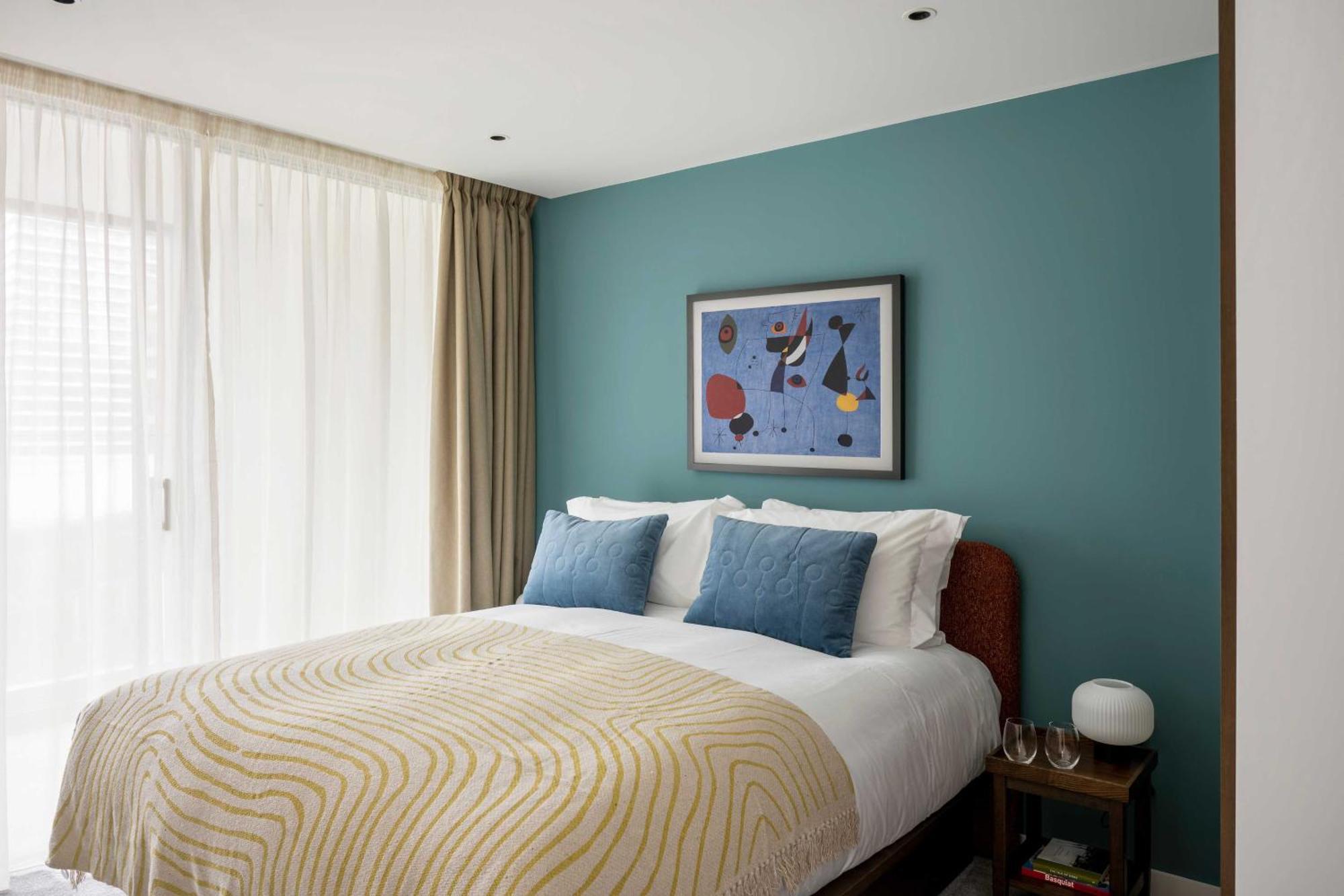 One Bedroom Apartment Internal Balcony