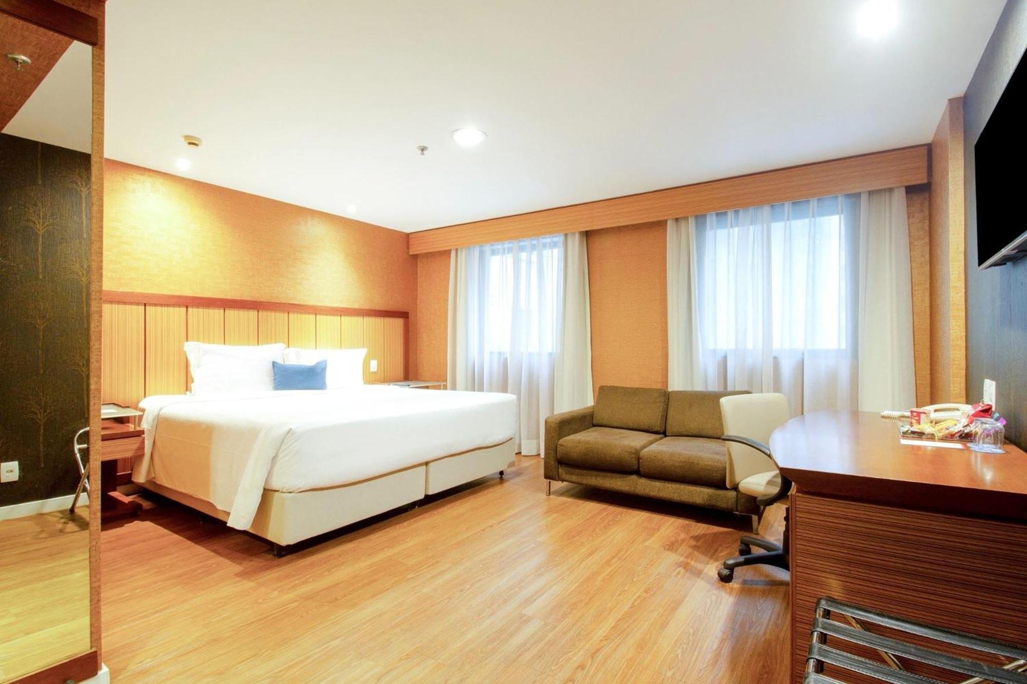 Superior King Room