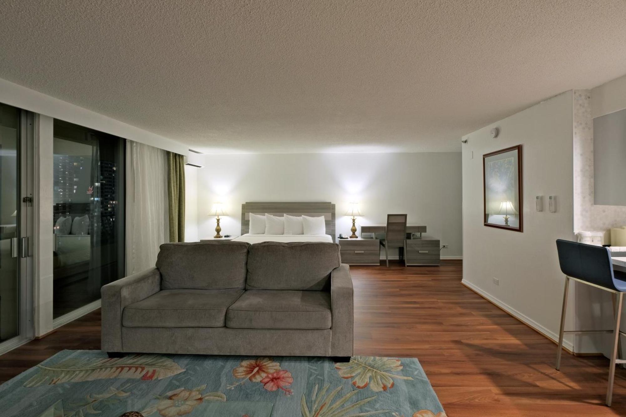 King Studio Suite Non-Smoking