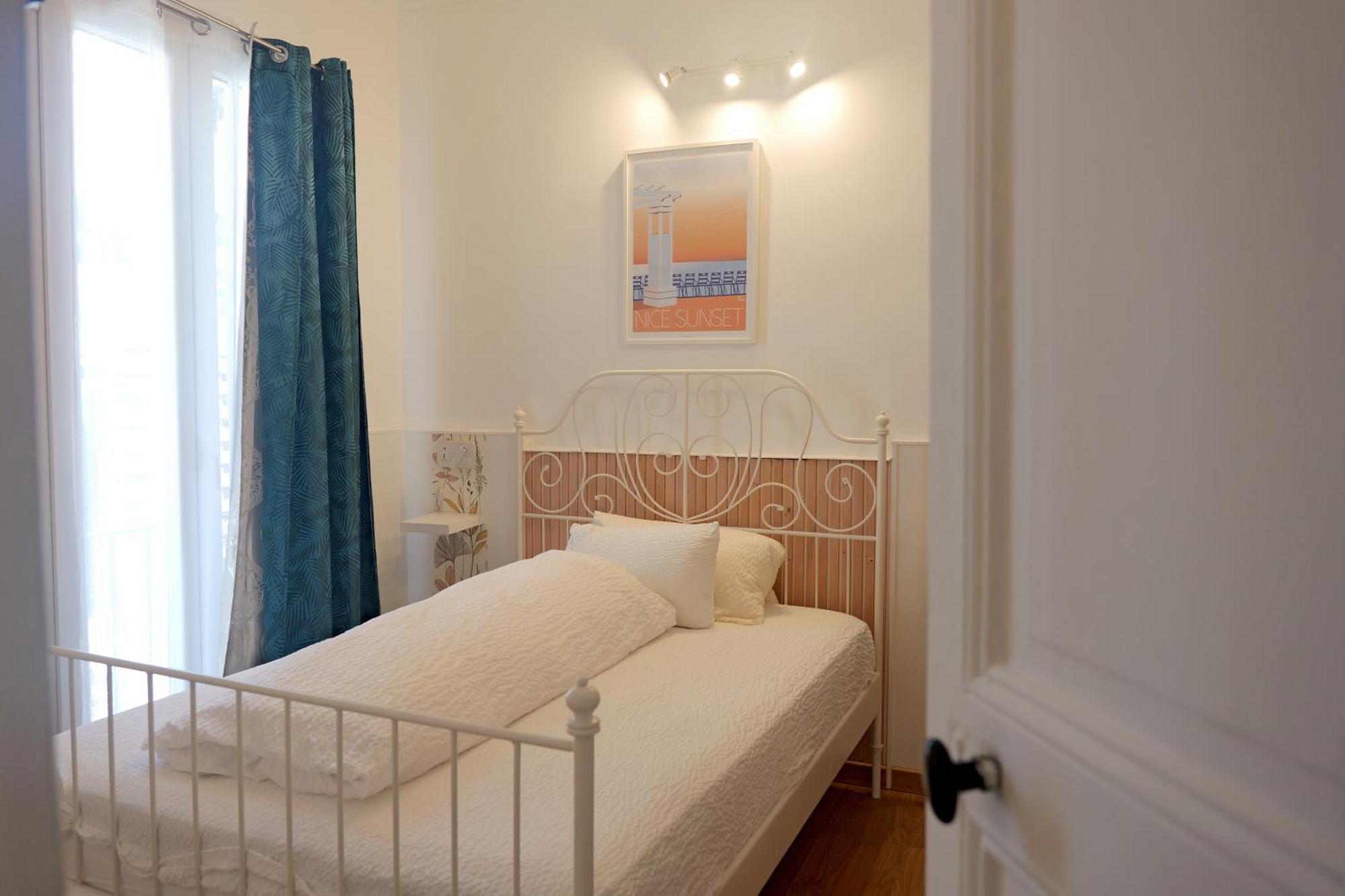 Standard Double Room Air-conditioning