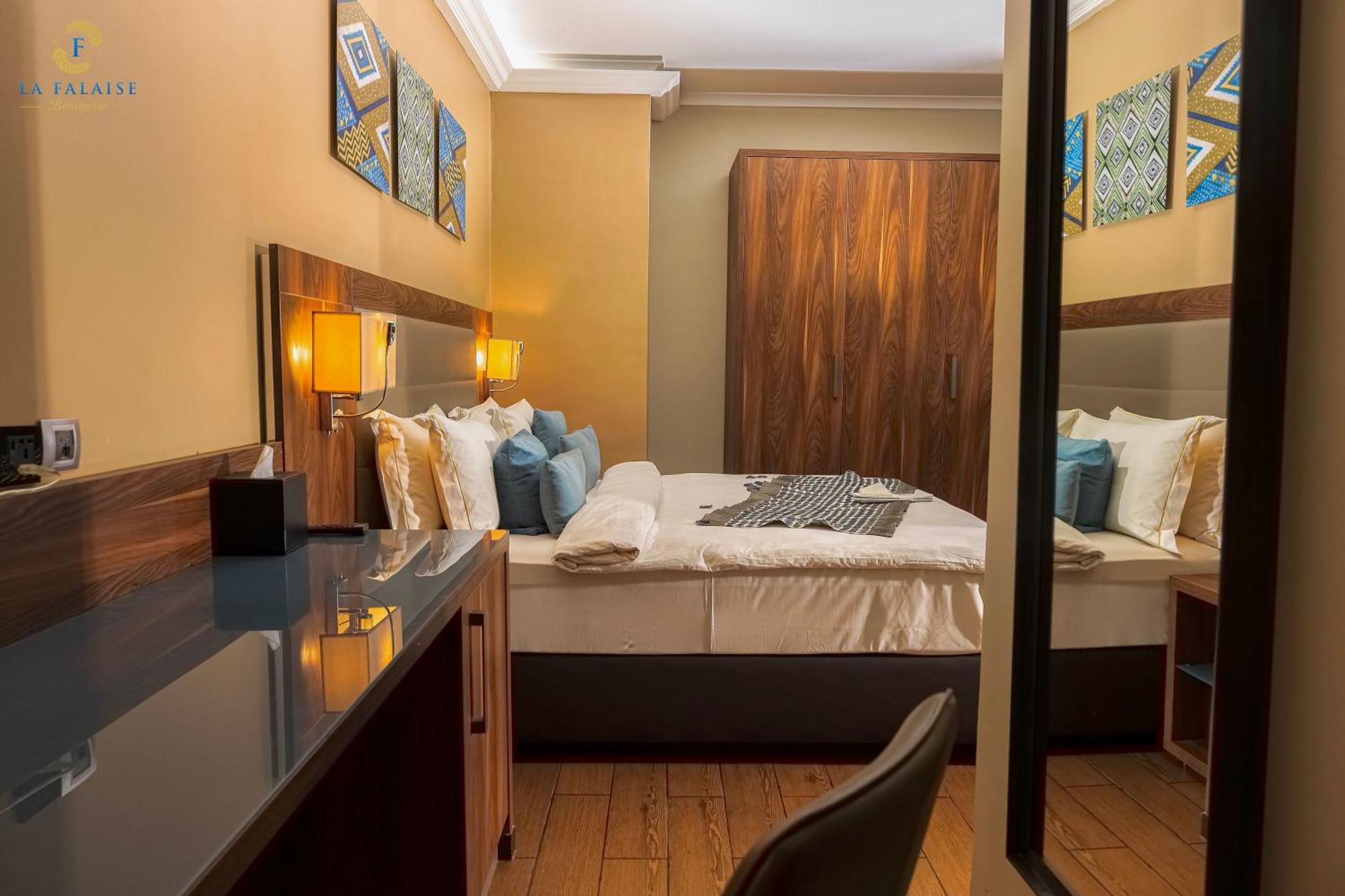 Superior Apartment