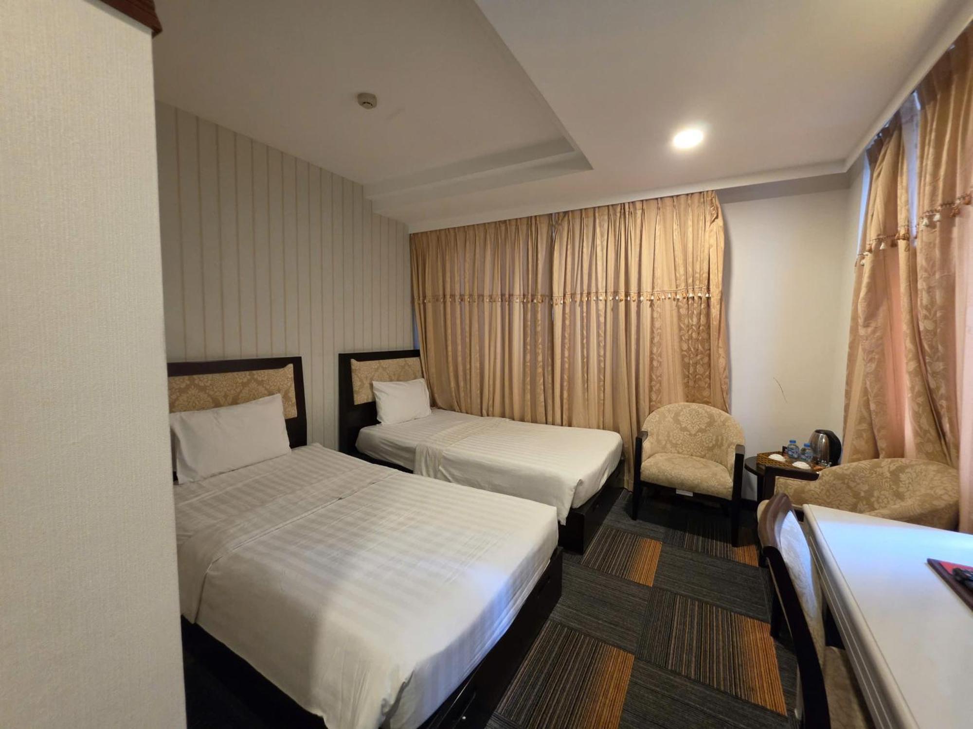 Standard Double or Twin Room B