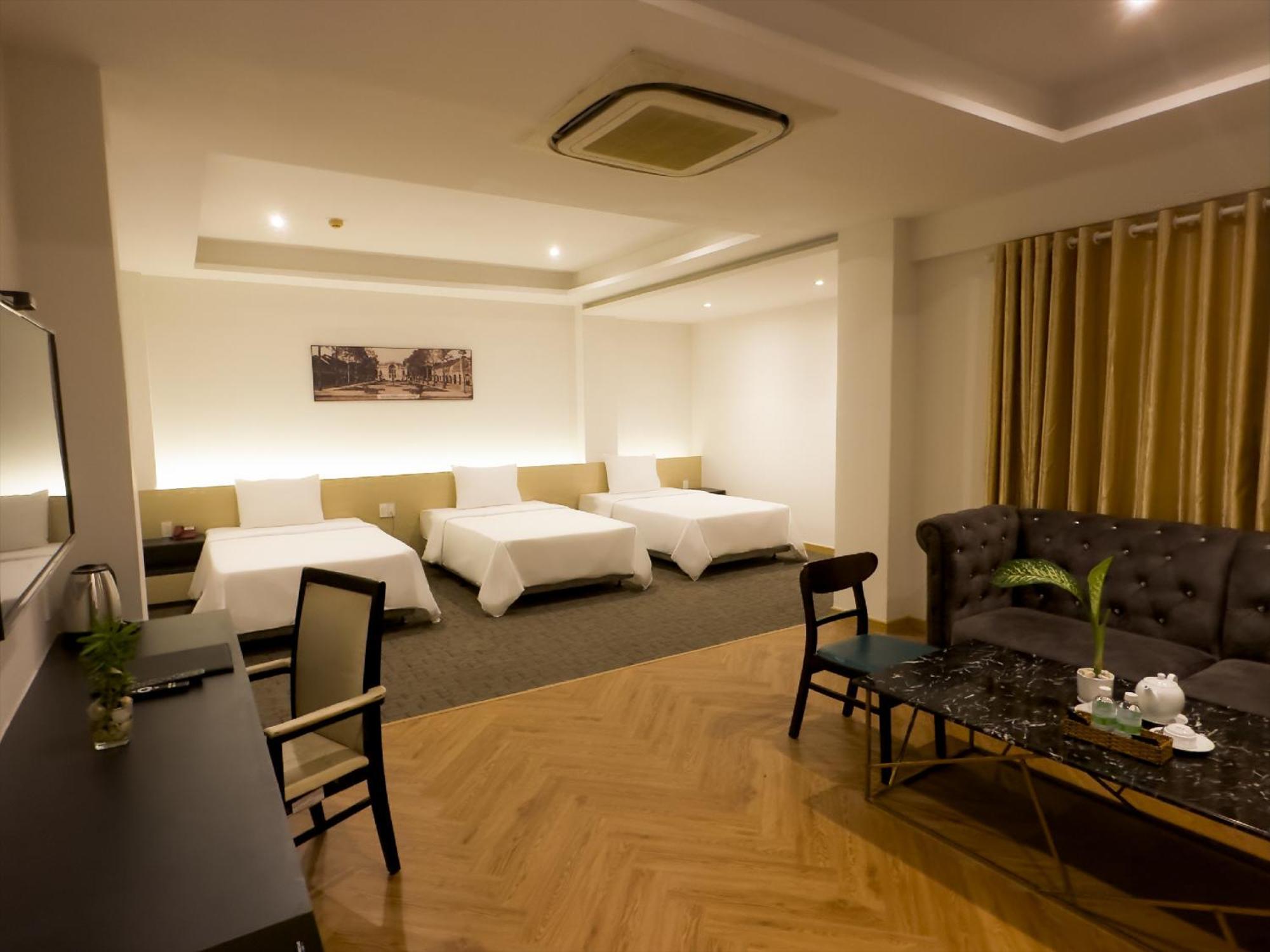Deluxe Triple Room