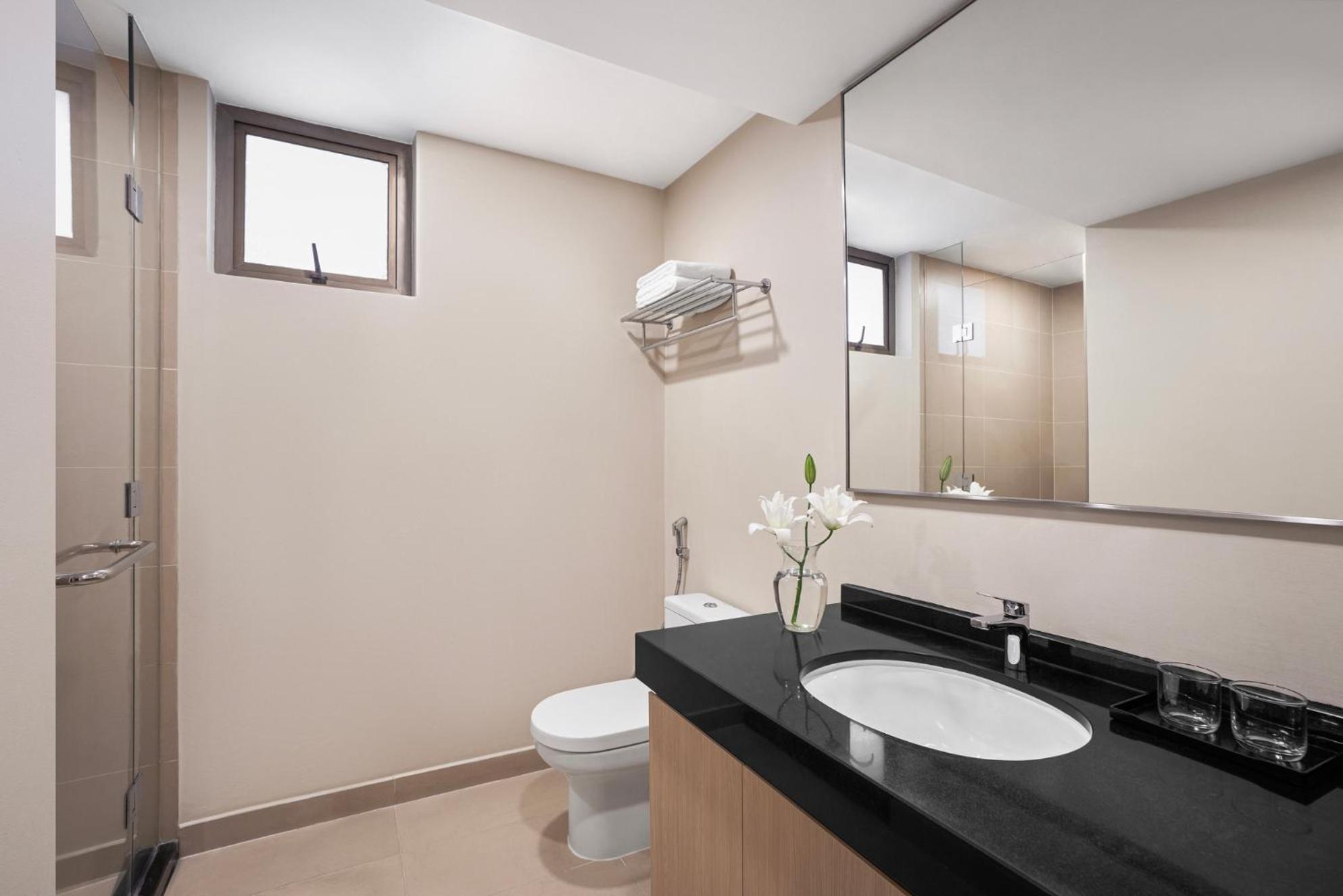 ​Three-Bedroom Executive Suite Apartment